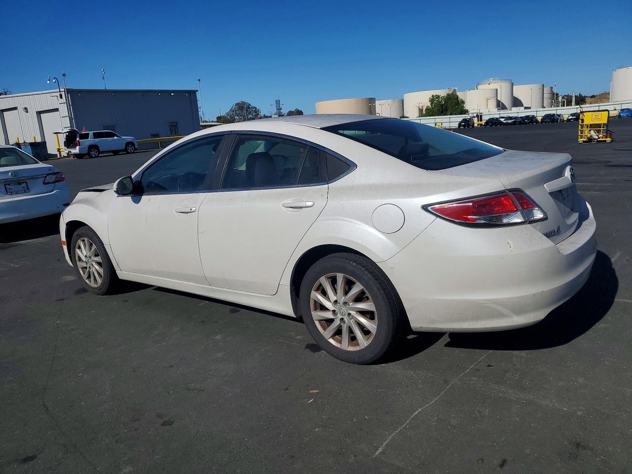 2012 Mazda 6 I White vin: 1YVHZ8DH8C5M37818