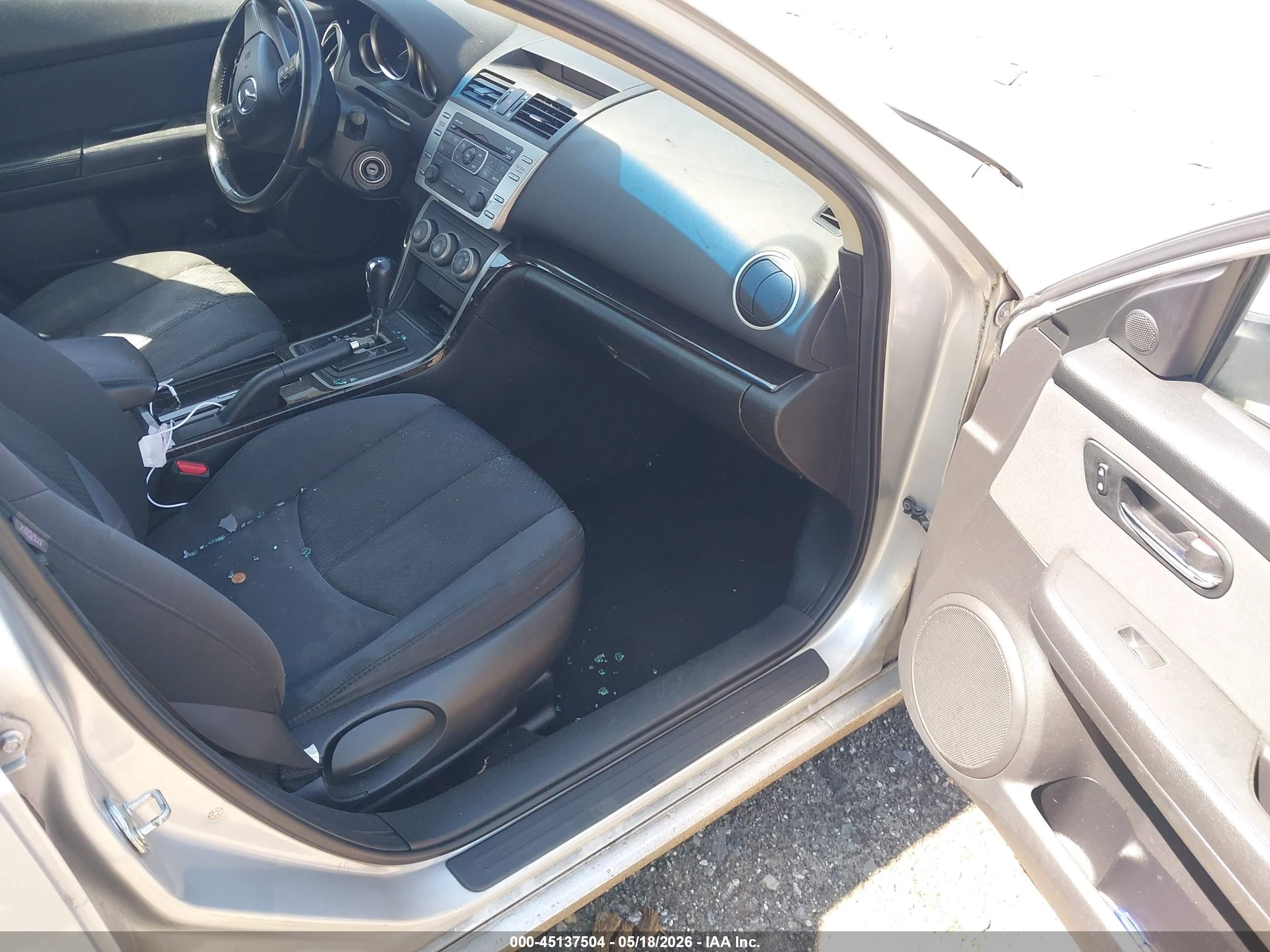 2012 Mazda Mazda6   Silver vin: 1YVHZ8DH9C5M15990