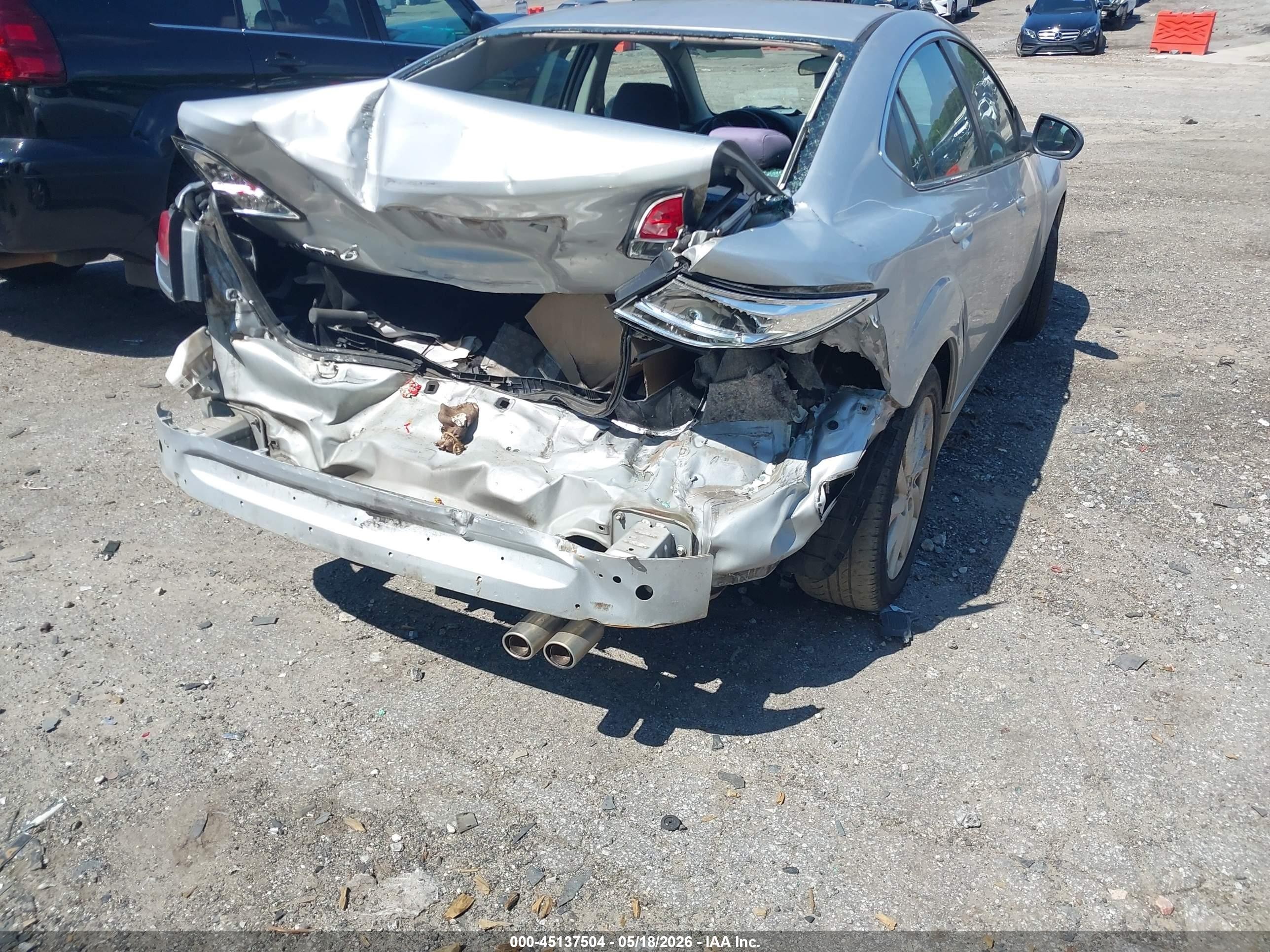 2012 Mazda Mazda6   Silver vin: 1YVHZ8DH9C5M15990