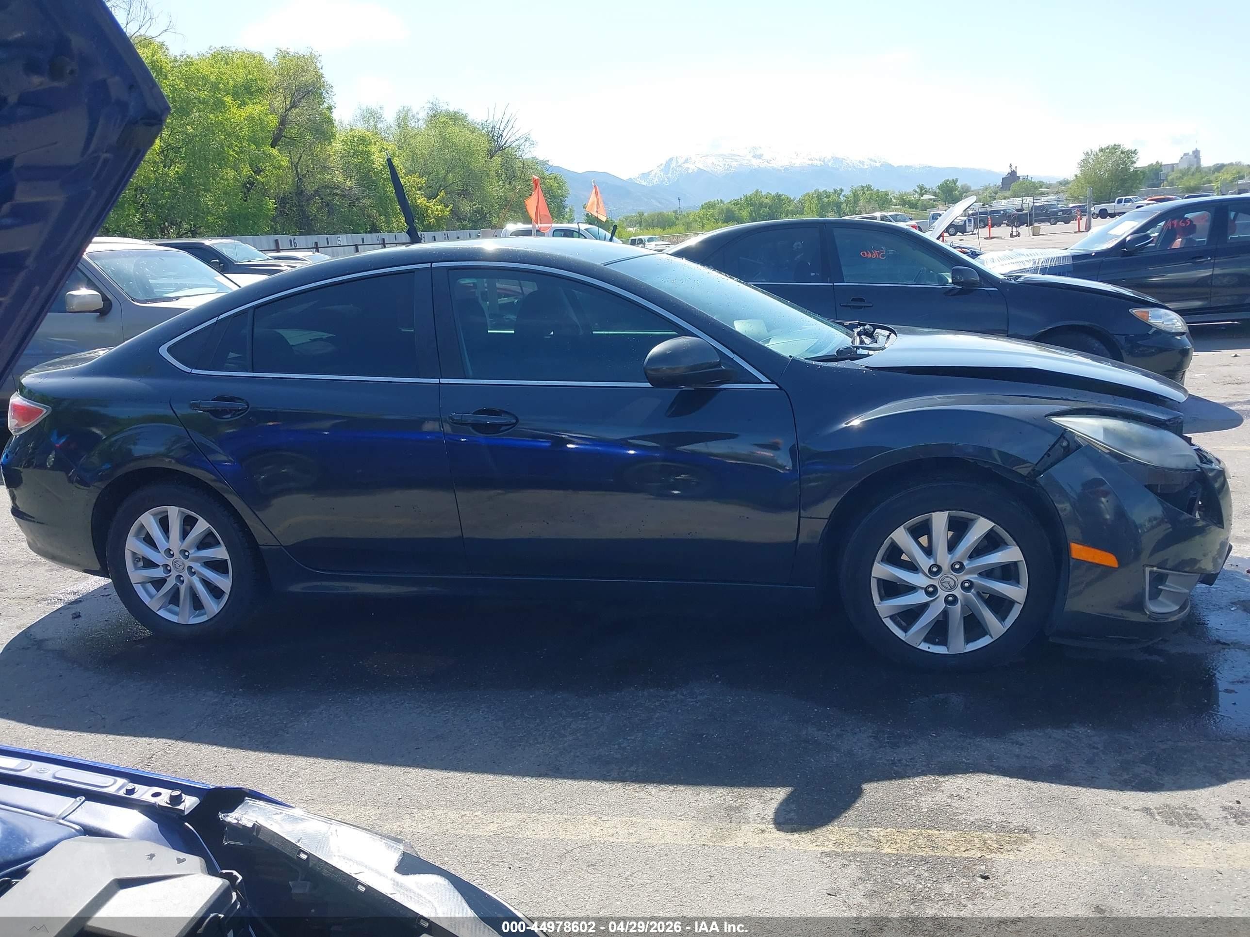 2012 Mazda Mazda6 I Touring Gray vin: 1YVHZ8DHXC5M37058