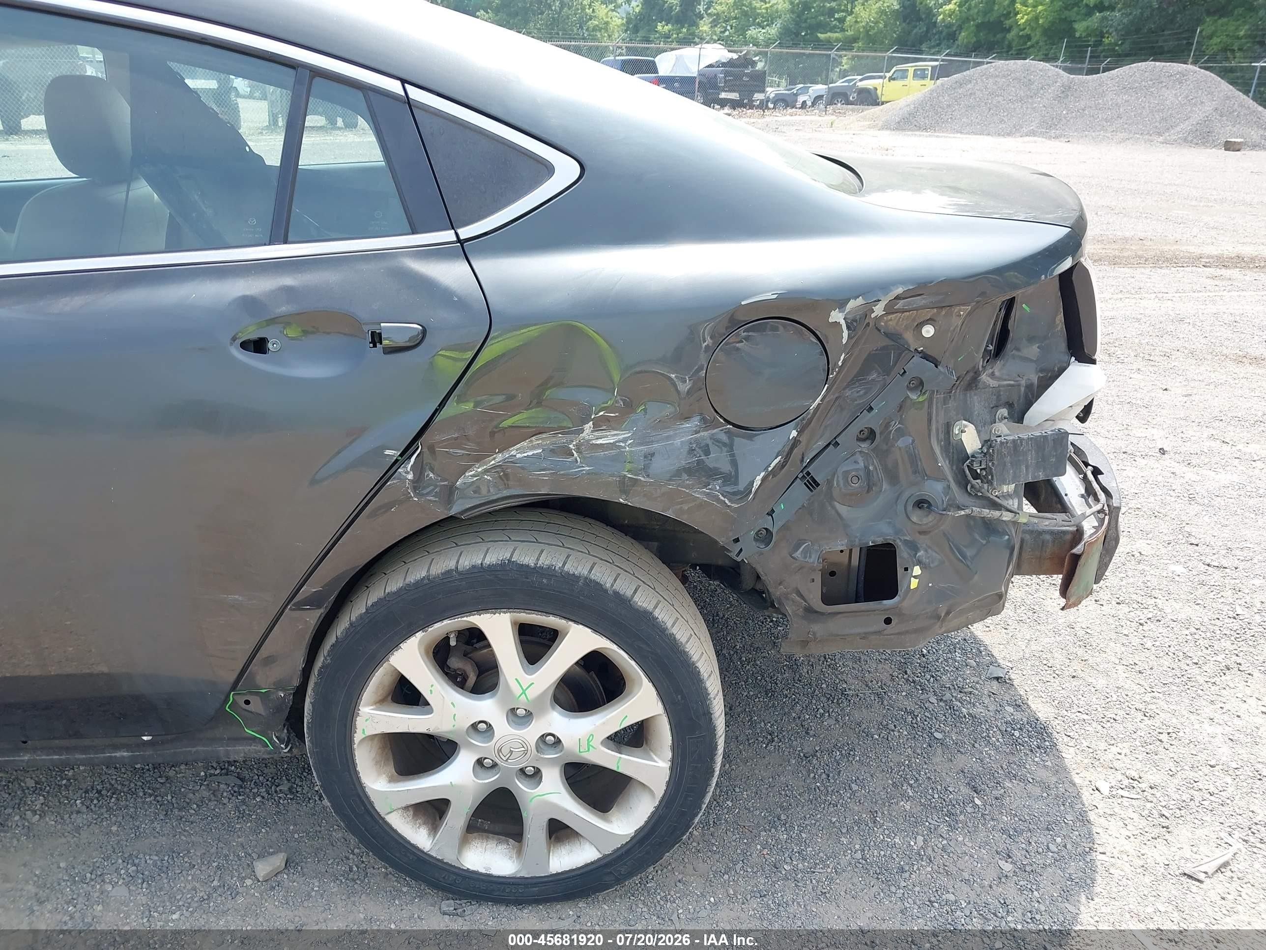 2013 Mazda Mazda6 I Touring Plus Gray vin: 1YVHZ8EH9D5M08182