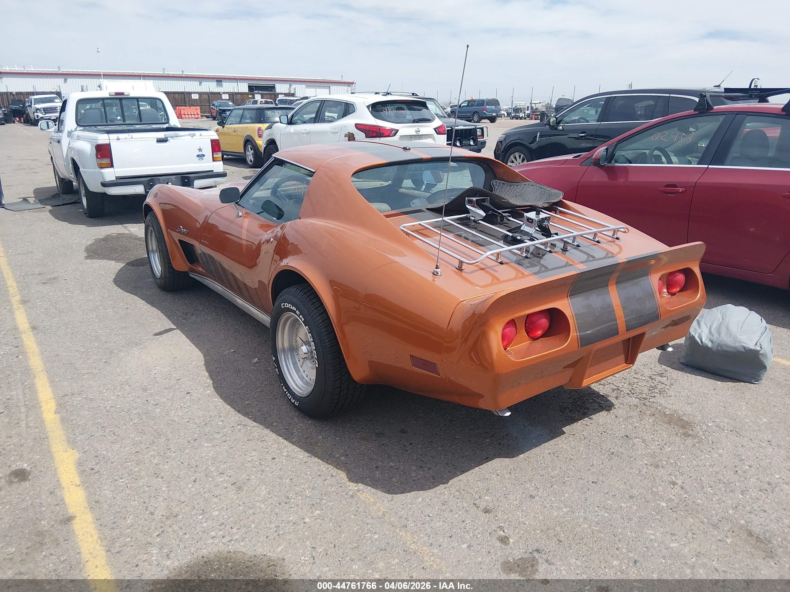 1974 Chevy Corvette (convertible)   Оранжевый vin: 1Z37J4S421358    