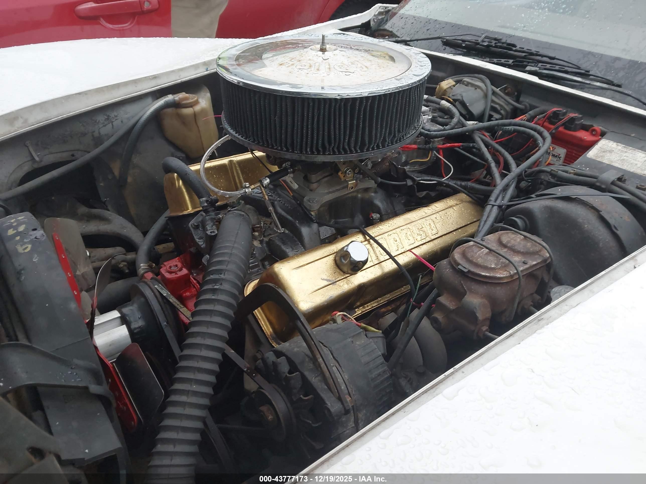 1975 Chevrolet Corvette   Белый vin: 1Z37J4S422825    