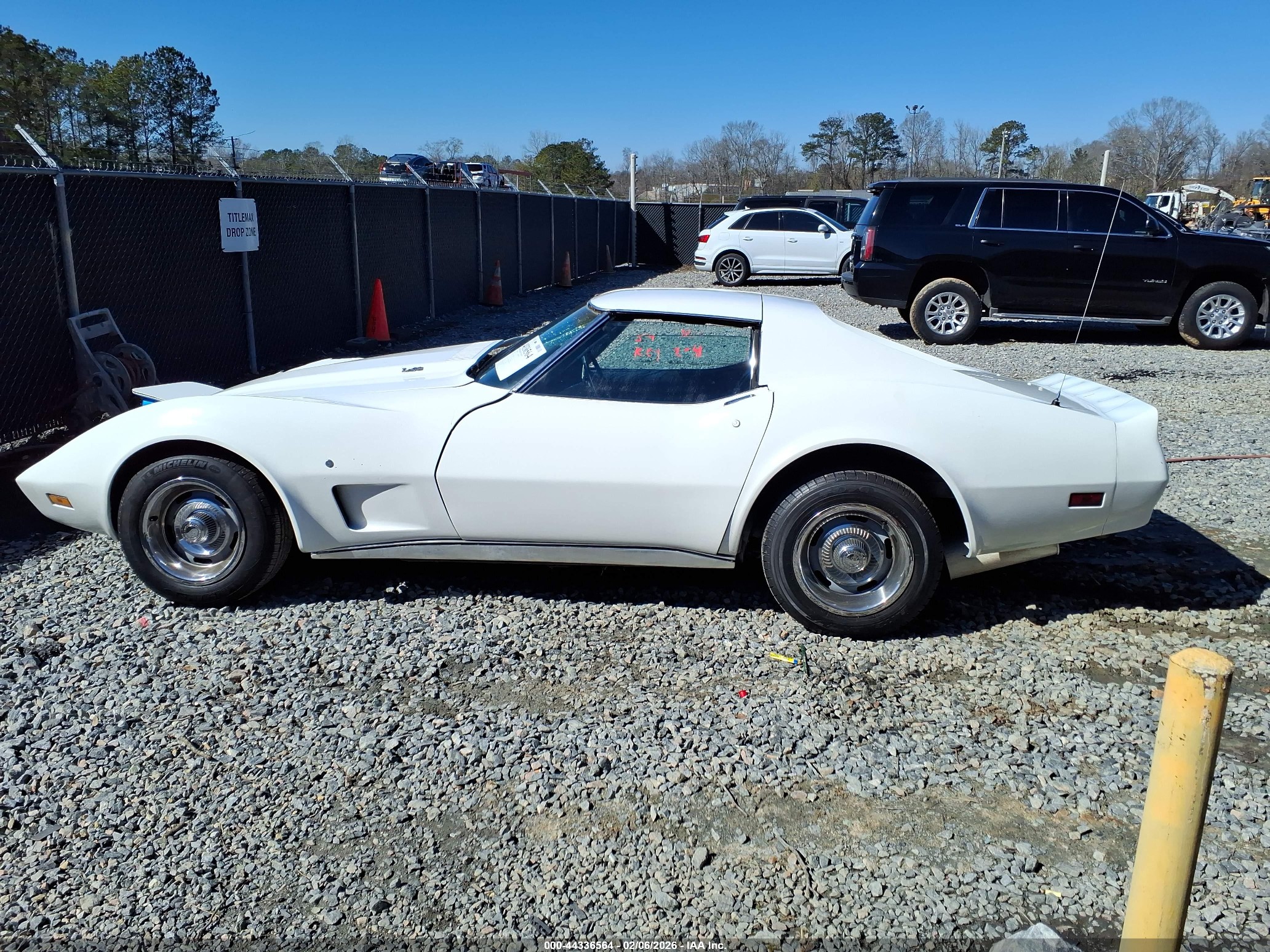 1974 Chevrolet Corvette   Белый vin: 1Z37J4S433053    