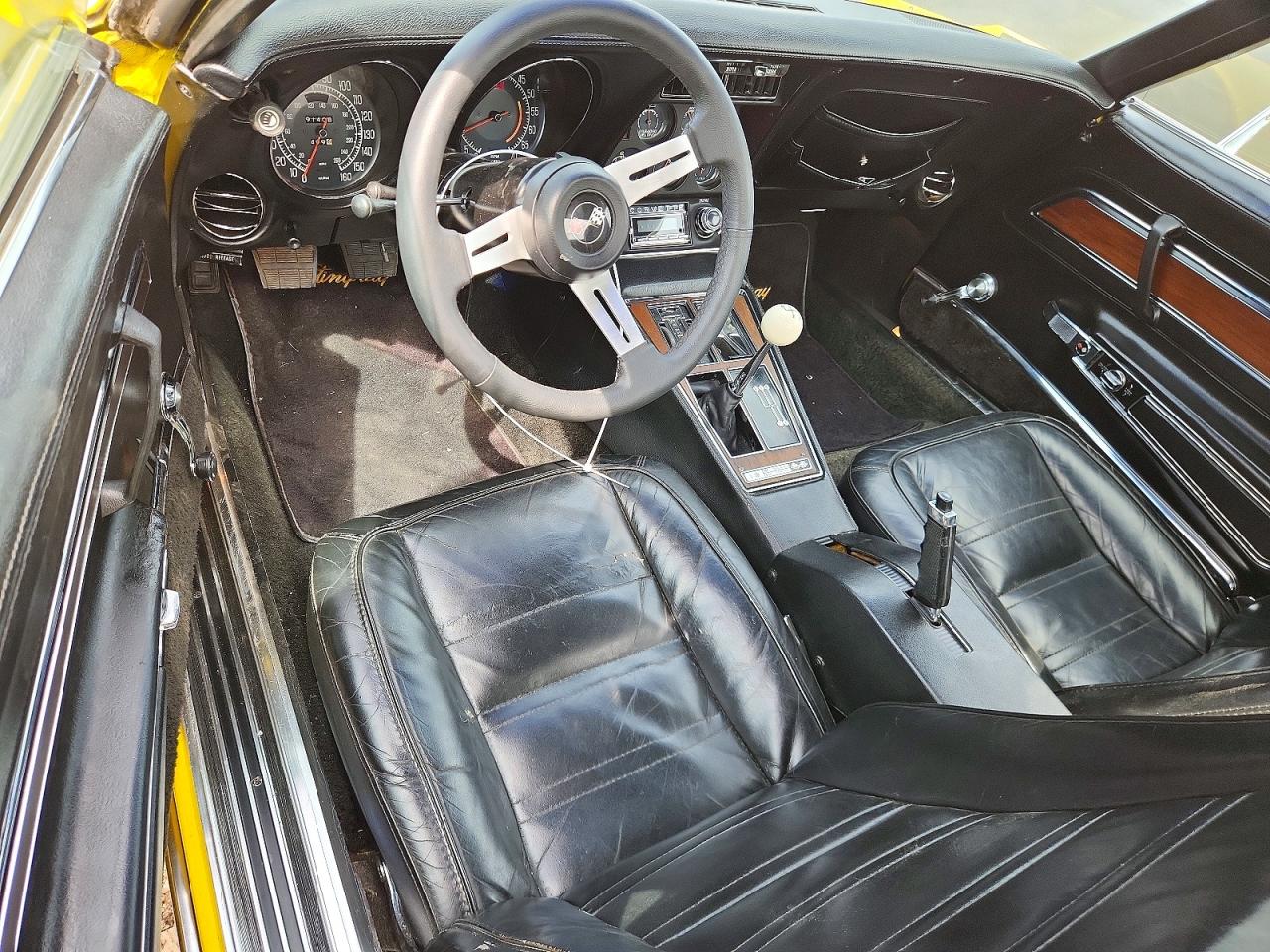 1975 Chevrolet Corvette Yellow vin: 1Z37J5S427768