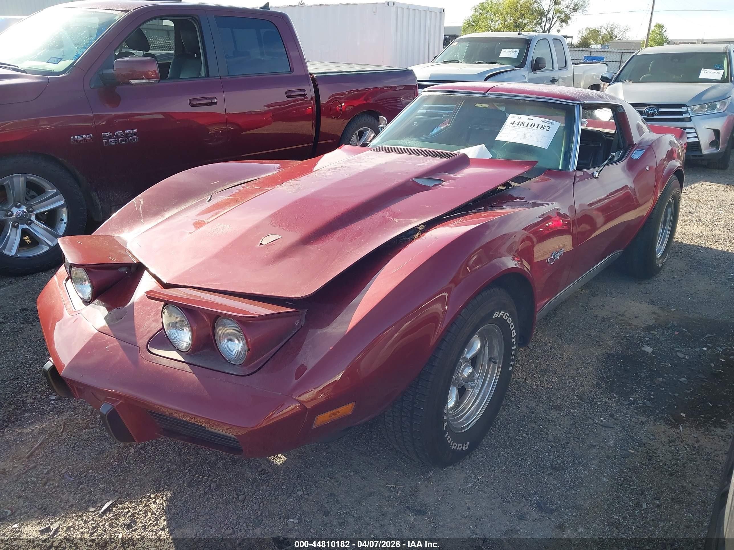 1975 Chevrolet Corvette   Черный vin: 1Z37J5S430041    