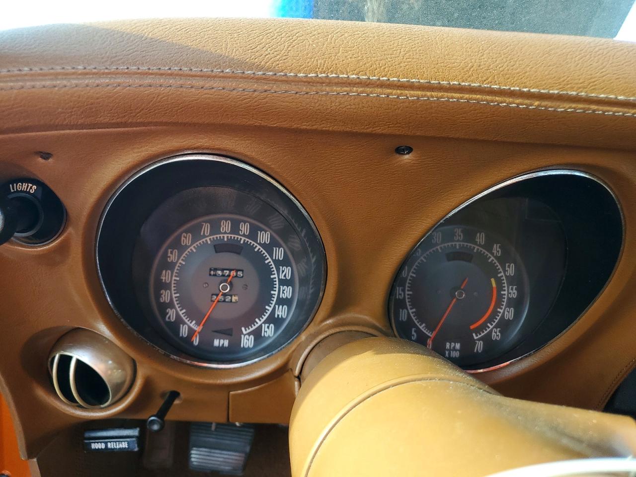 1972 Chevrolet Corvette Оранжевый vin: 1Z37K2S513106