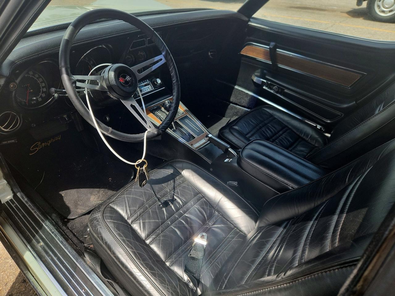 1972 Chevrolet Corvette Серебряный vin: 1Z37K2S525921