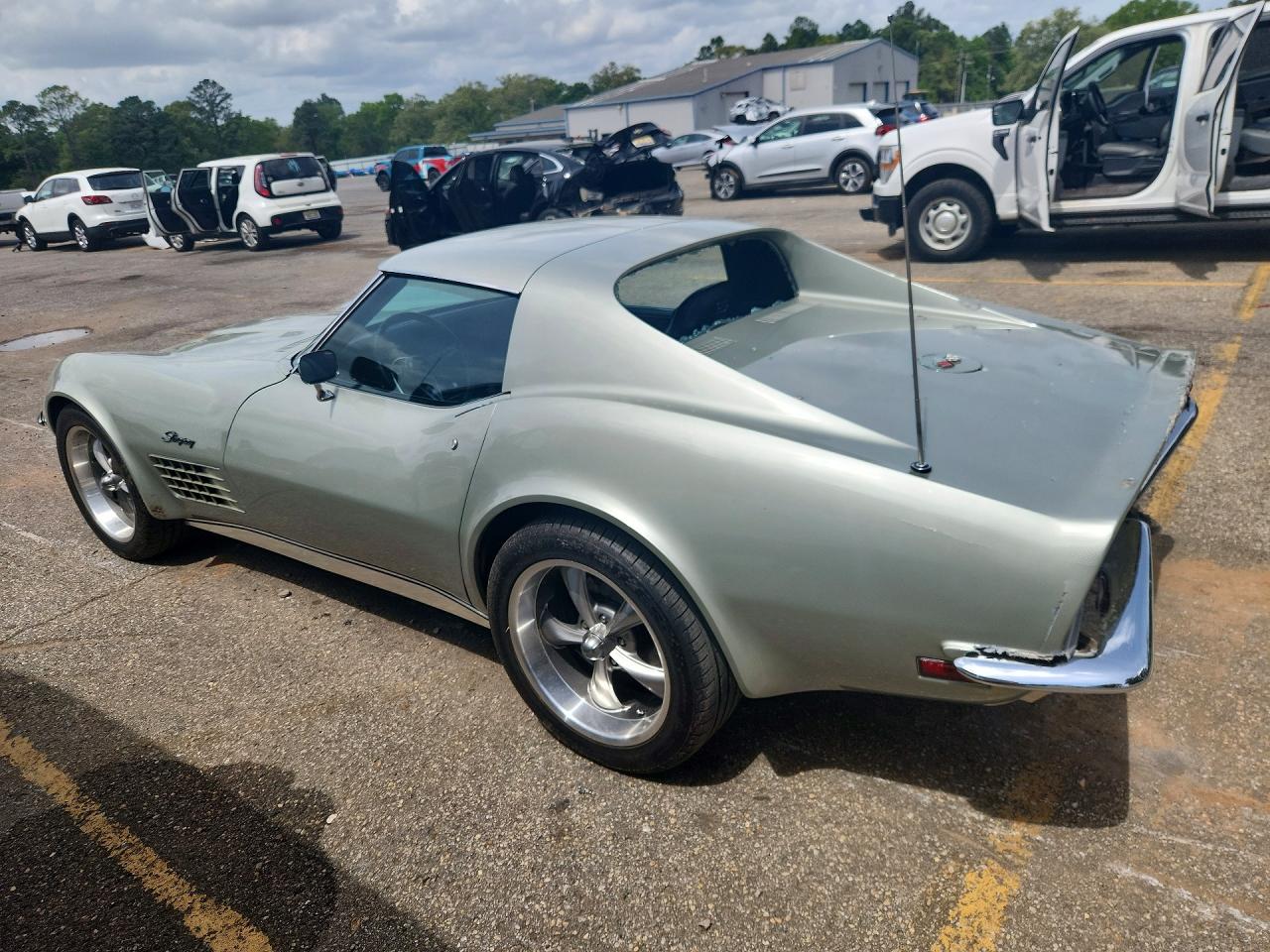 1972 Chevrolet Corvette Серебряный vin: 1Z37K2S525921