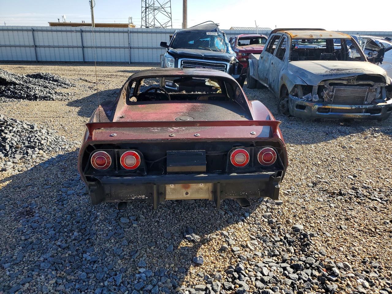 1976 Chevrolet Corvette Коричневый vin: 1Z37L6S416082
