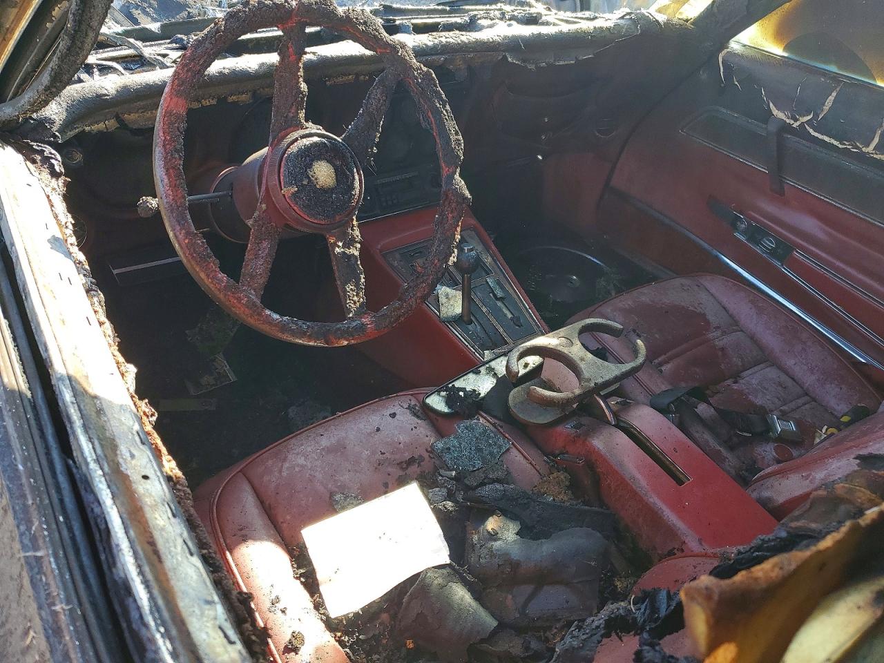 1976 Chevrolet Corvette Коричневый vin: 1Z37L6S416082