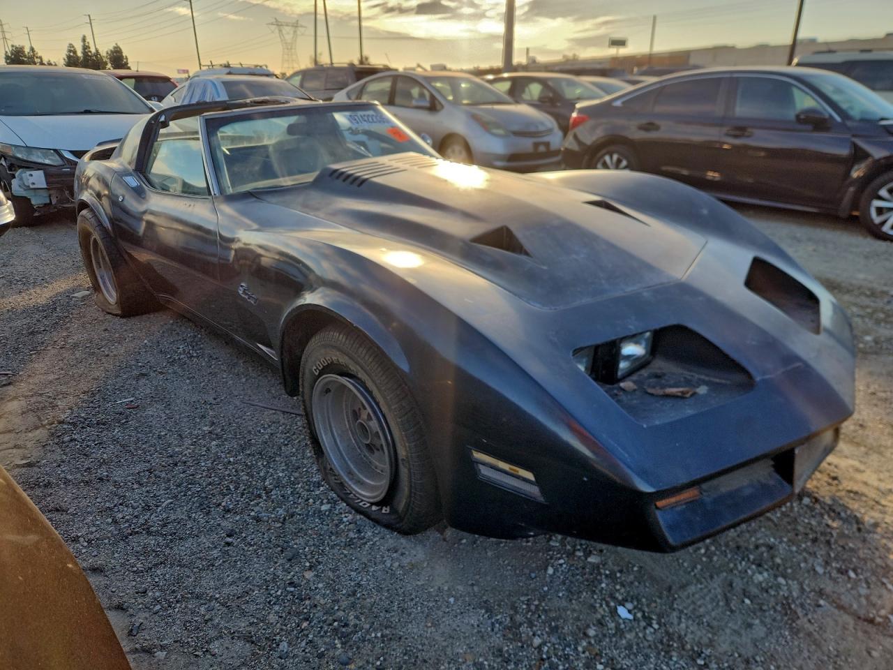 1976 Chevrolet Corvette Black vin: 1Z37L6S430730