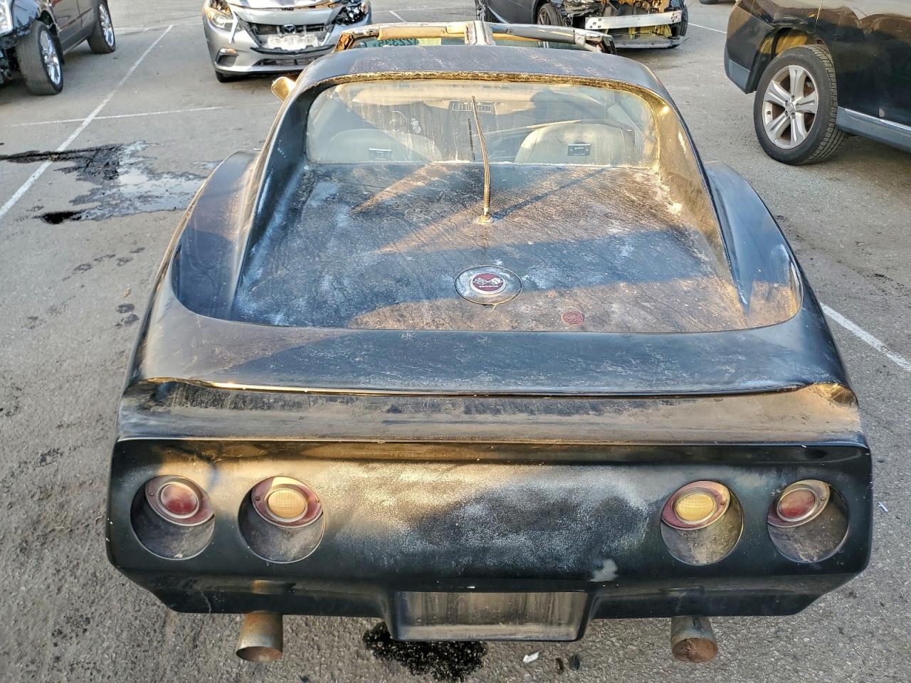 1976 Chevrolet Corvette Black vin: 1Z37L6S430730