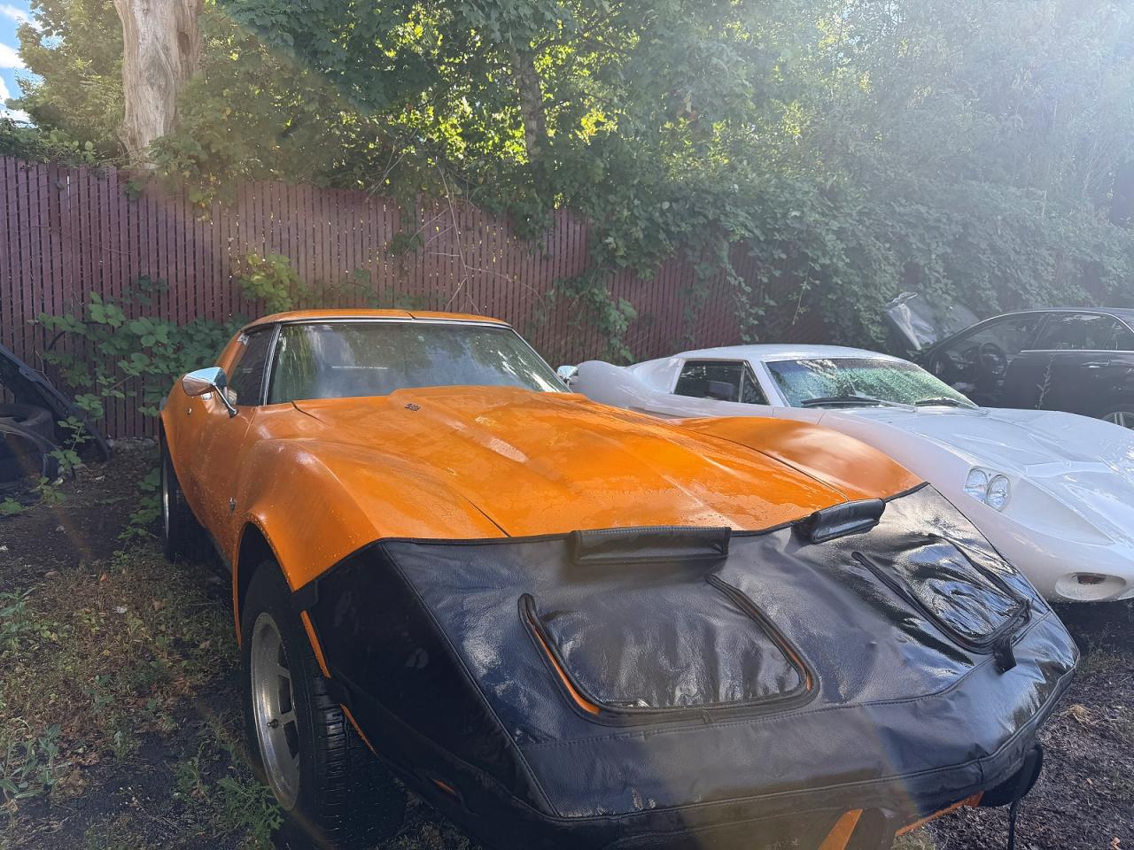 1977 Chevrolet Corvette Orange vin: 1Z37L7S410519