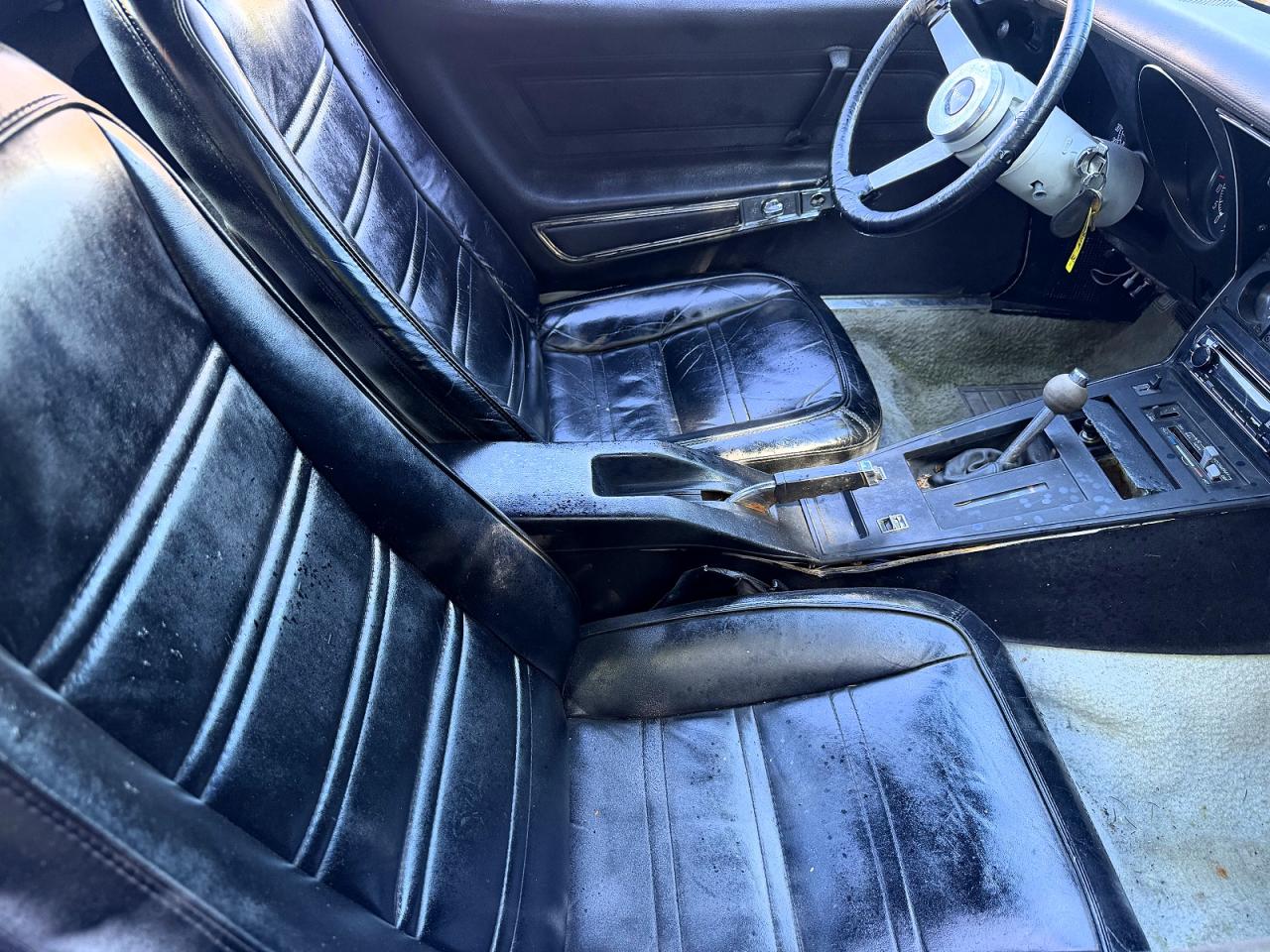 1977 Chevrolet Corvette Orange vin: 1Z37L7S410519