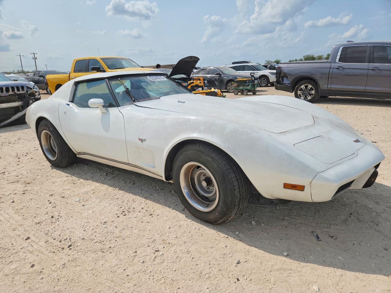 1977 Chevrolet Corvette White vin: 1Z37L7S441736