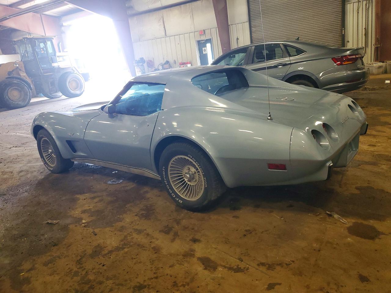 1977 Chevrolet Corvette Blue vin: 1Z37L7S444562