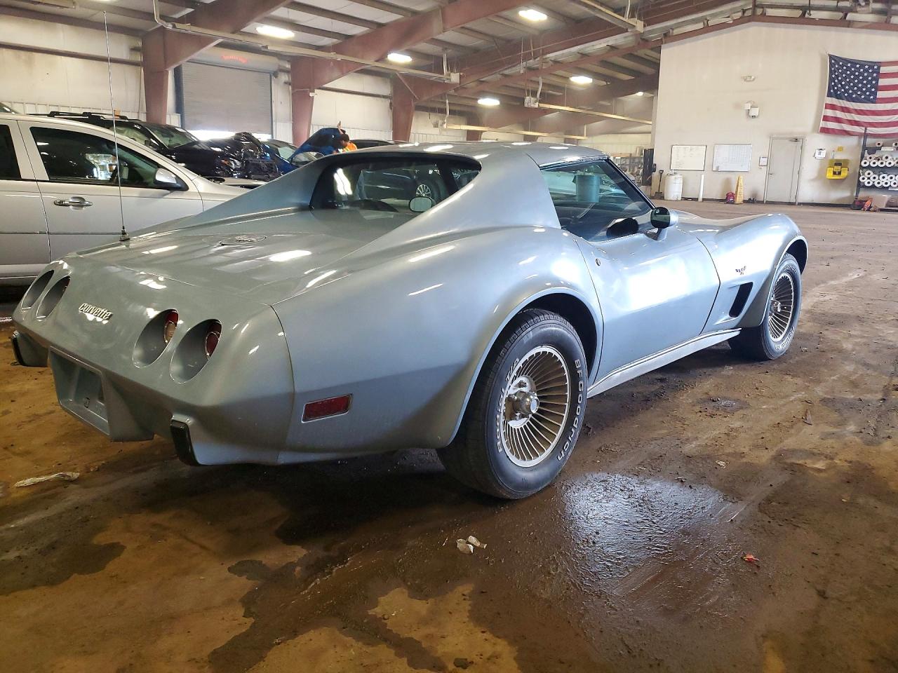 1977 Chevrolet Corvette Blue vin: 1Z37L7S444562