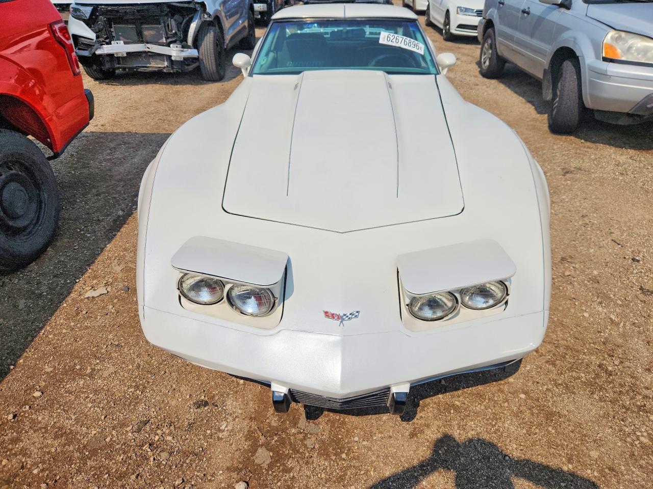 1977 Chevrolet Corvette White vin: 1Z37X7S439185