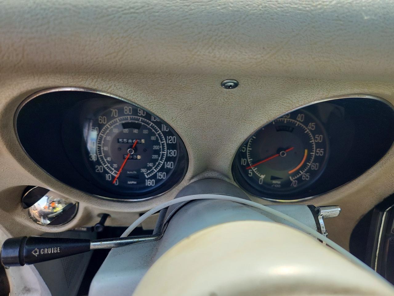 1977 Chevrolet Corvette White vin: 1Z37X7S439185