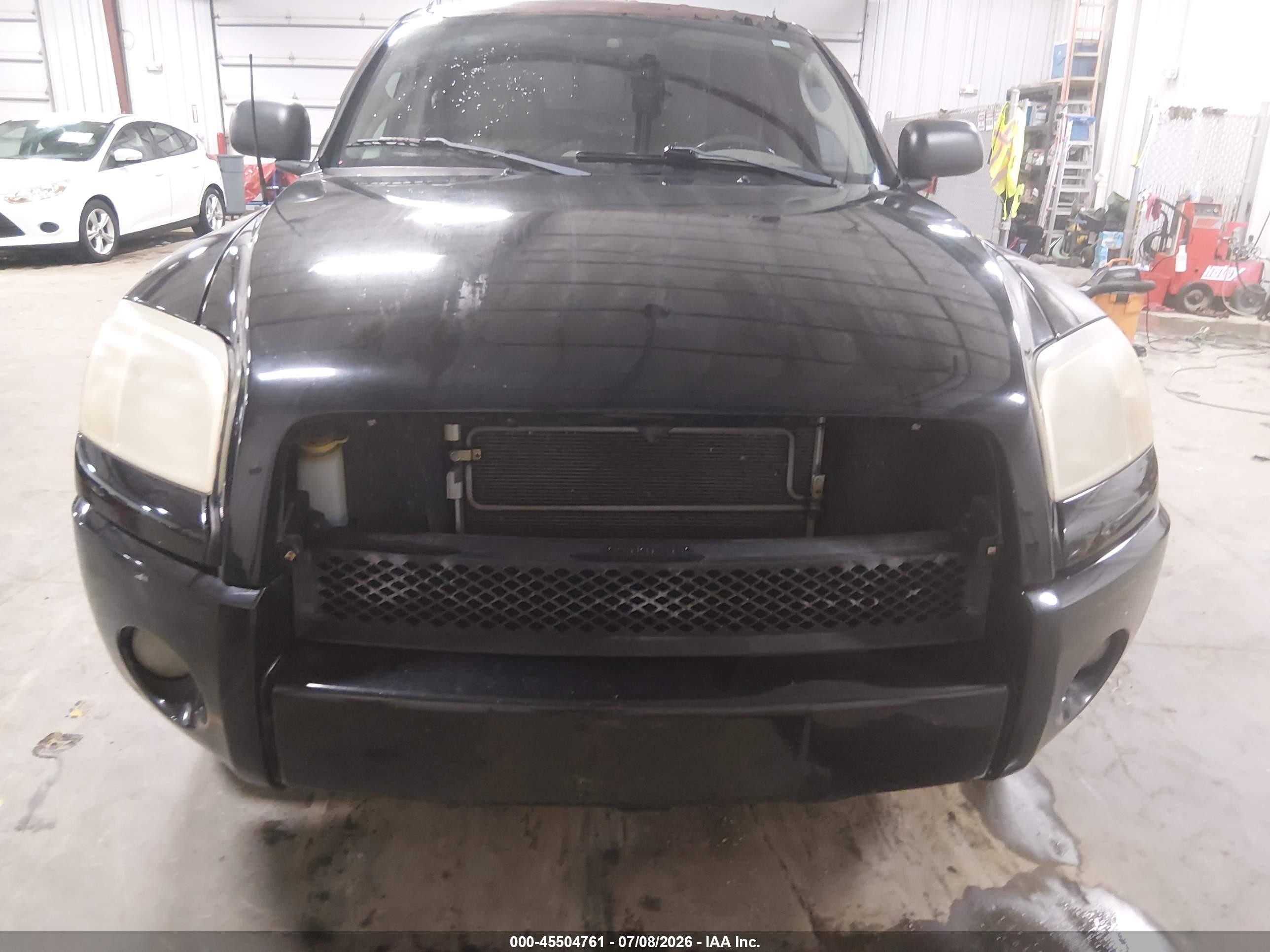 2006 Mitsubishi Raider Xls Black vin: 1Z3HC48N16S538131