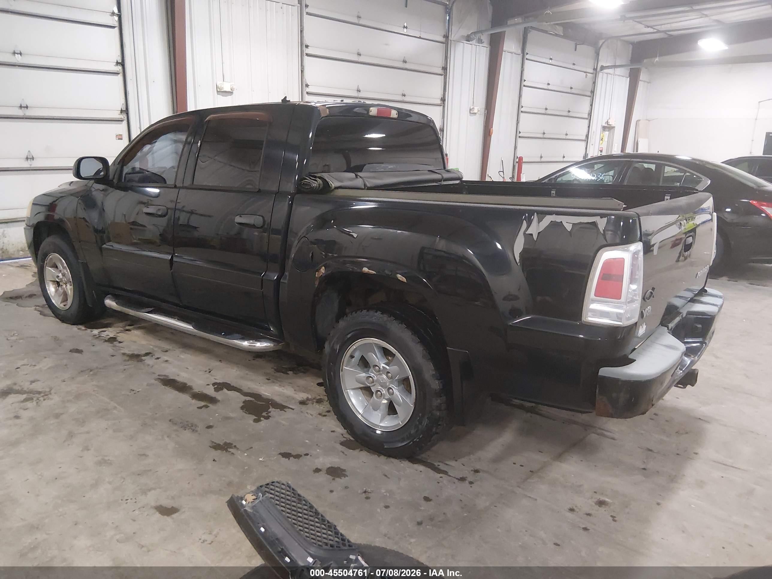 2006 Mitsubishi Raider Xls Black vin: 1Z3HC48N16S538131
