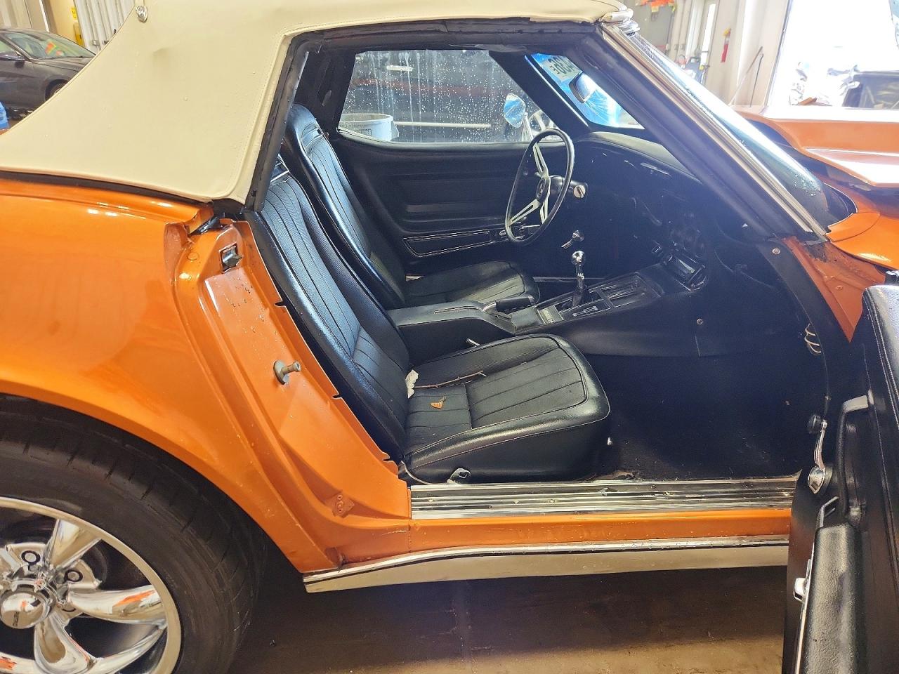 1972 Chev Corvette Оранжевый vin: 1Z67K2S518936