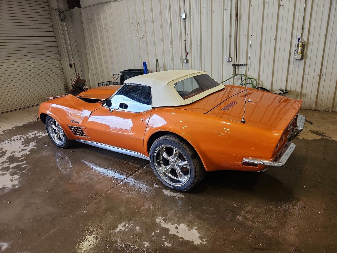 1972 Chev Corvette Оранжевый vin: 1Z67K2S518936