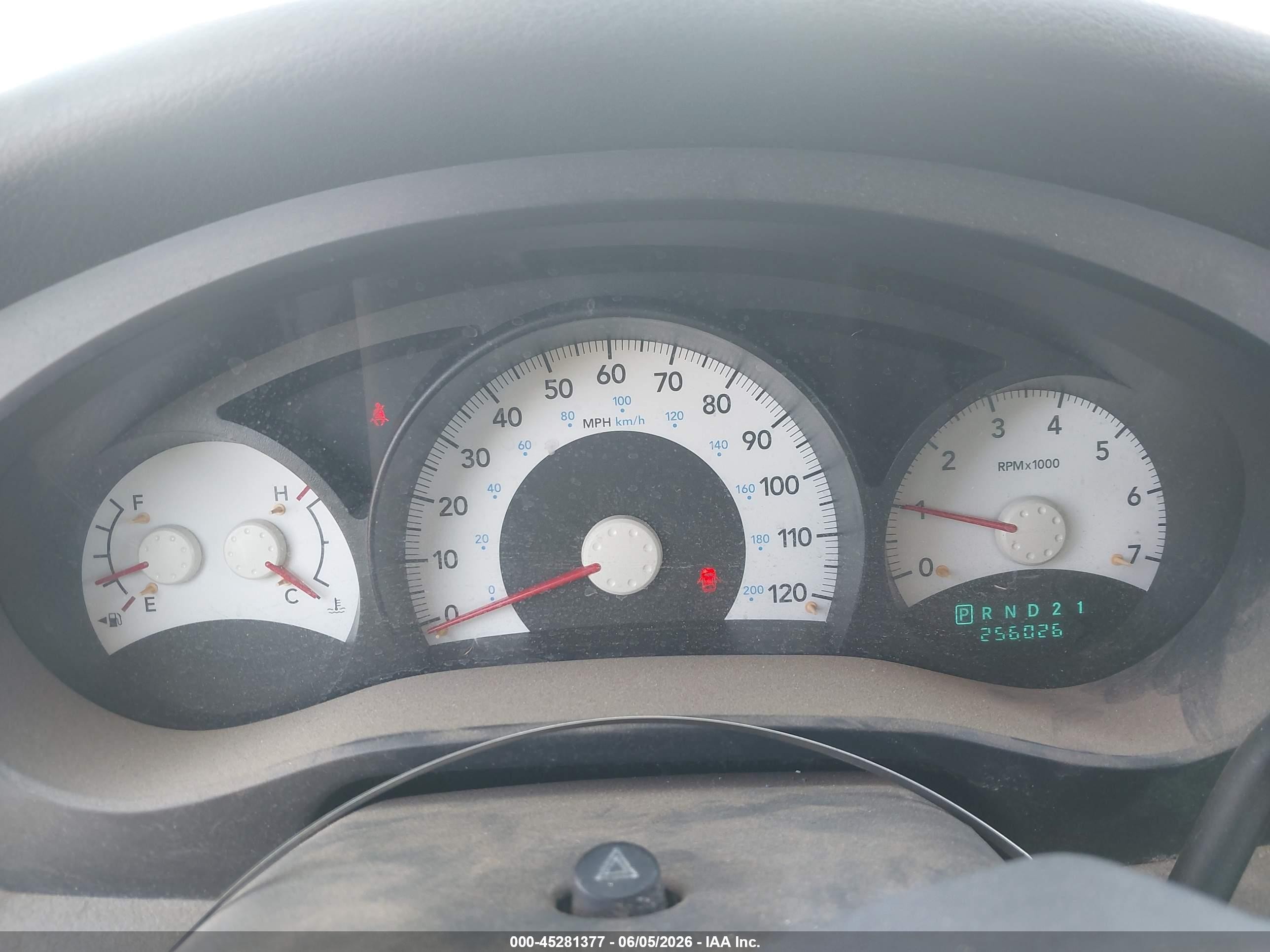 2006 Mitsubishi Raider Ls White vin: 1Z7HC22K16S578565