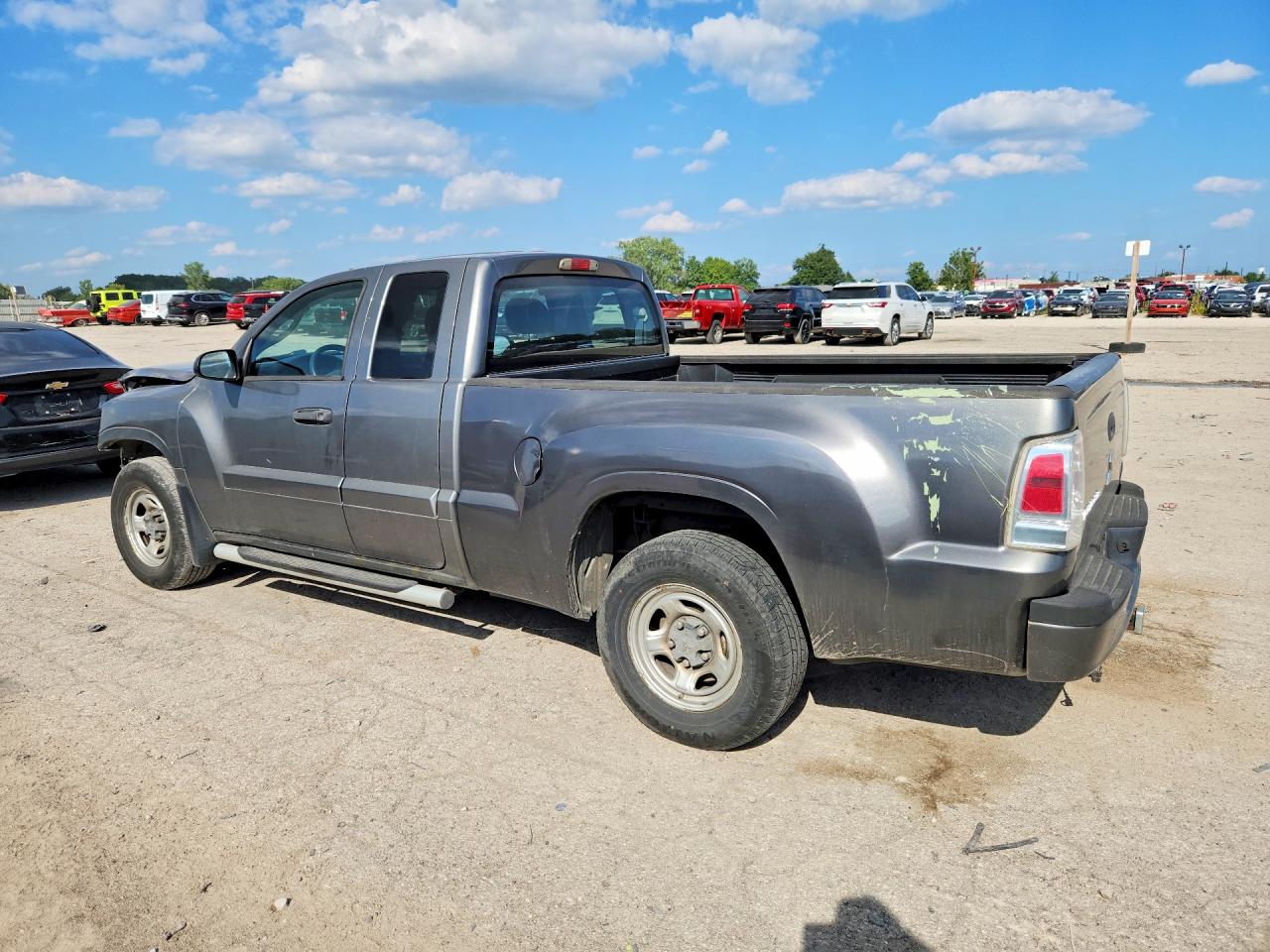 2008 Mitsubishi Raider Ls Gray vin: 1Z7HC22K18S572090