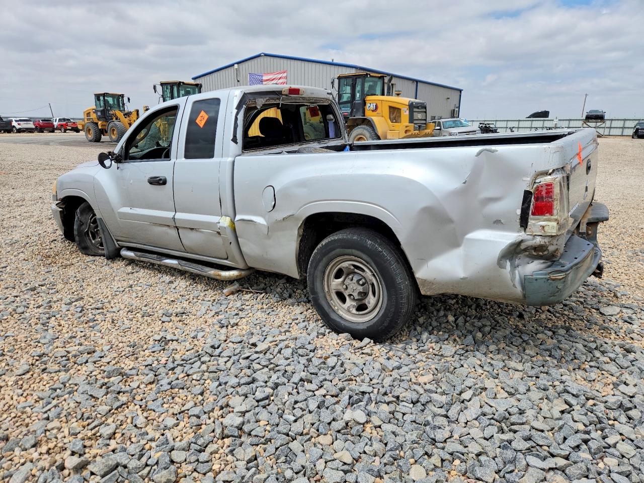 2007 Mitsubishi Raider Ls Silver vin: 1Z7HC22K37S243132