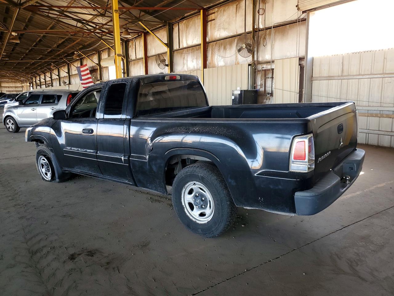 2007 Mitsubishi Raider Ls Black vin: 1Z7HC22K47S243141