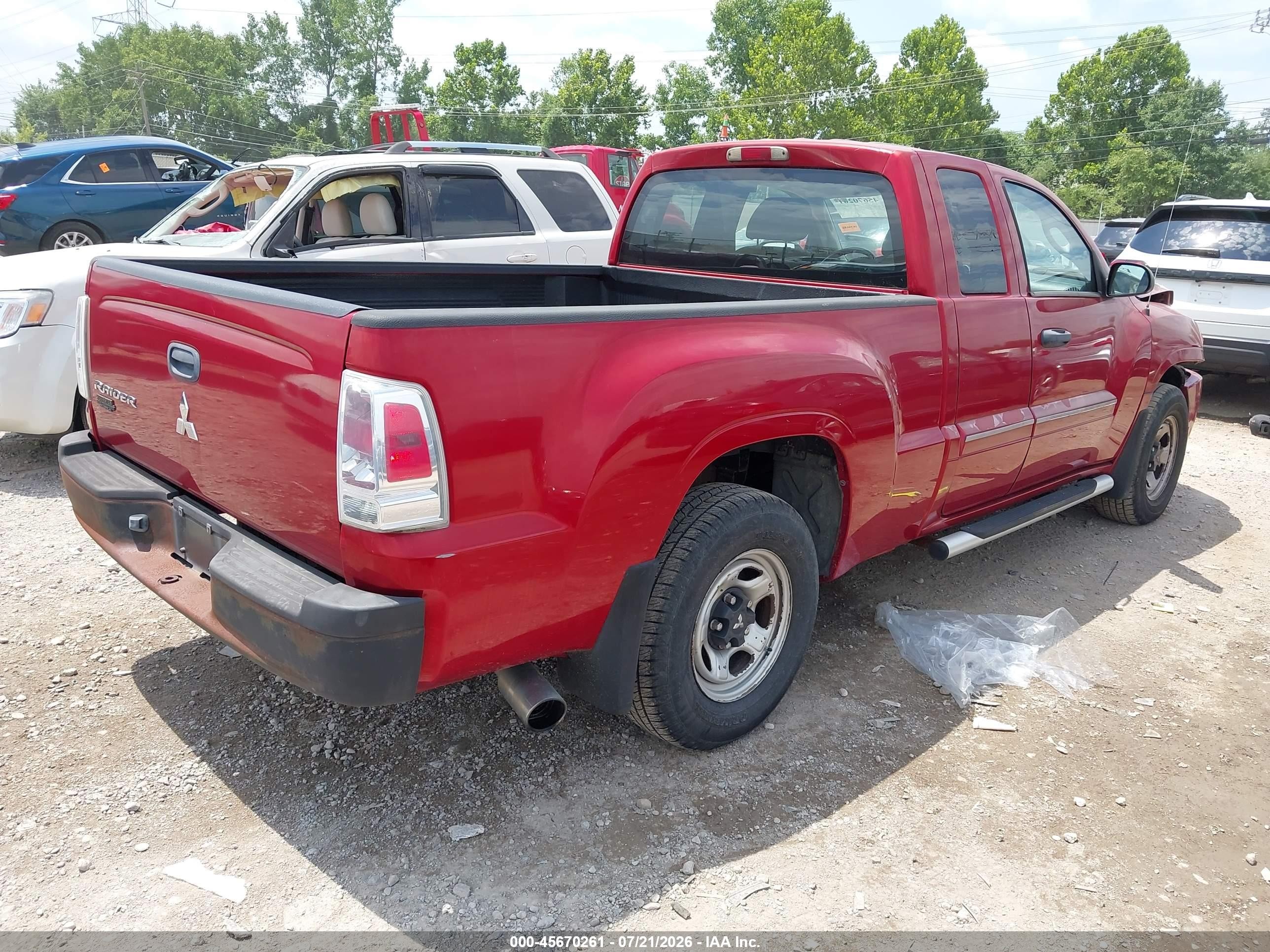 2008 Mitsubishi Raider Ls Red vin: 1Z7HC22K68S619565