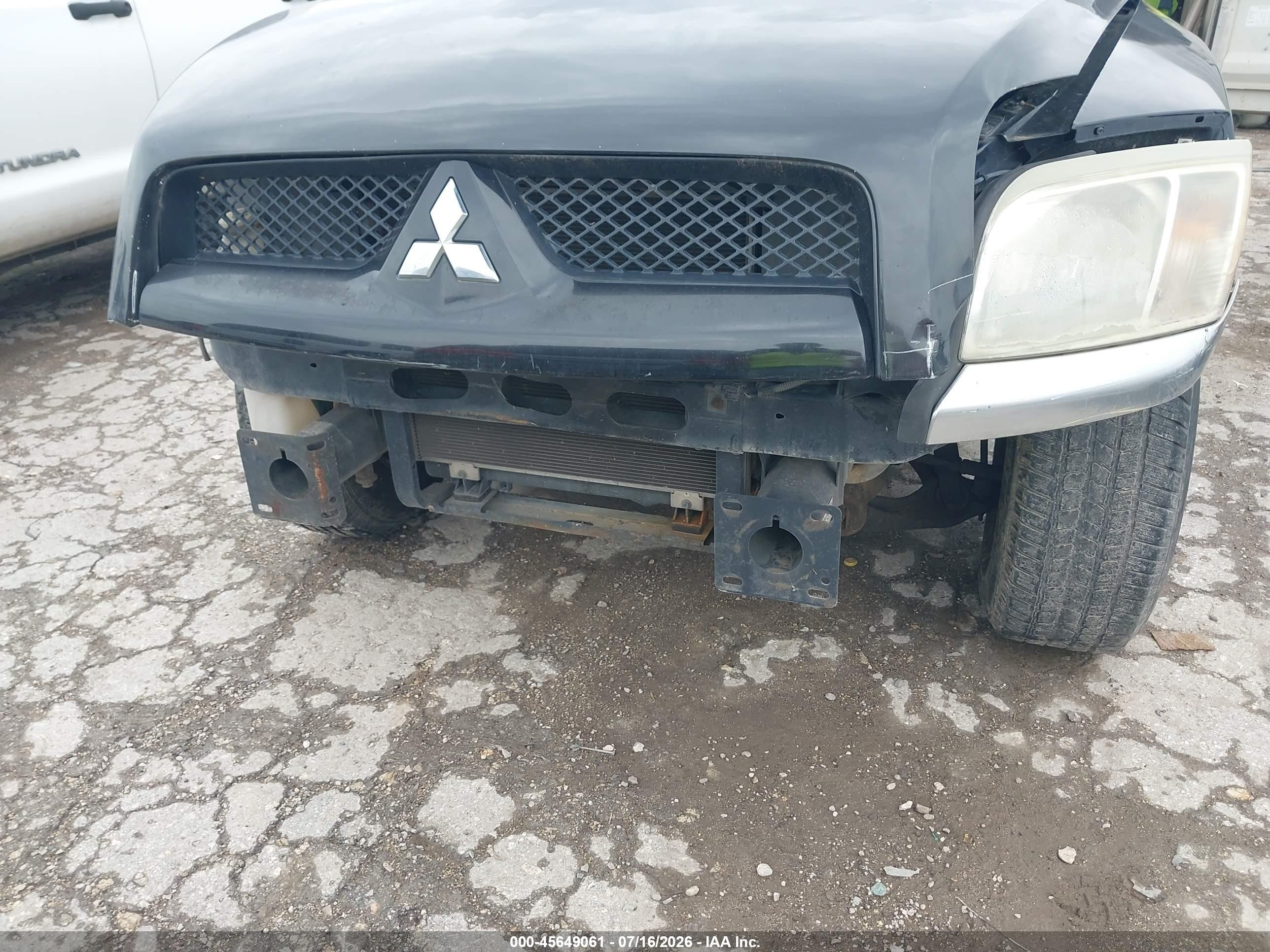 2008 Mitsubishi Raider Ls Gray vin: 1Z7HC28K18S572680