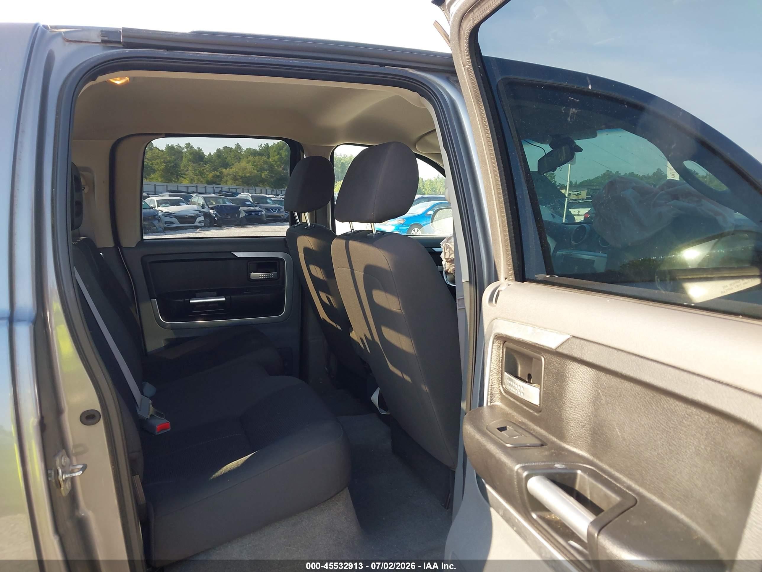 2007 Mitsubishi Raider Ls Gray vin: 1Z7HC28K27S185070