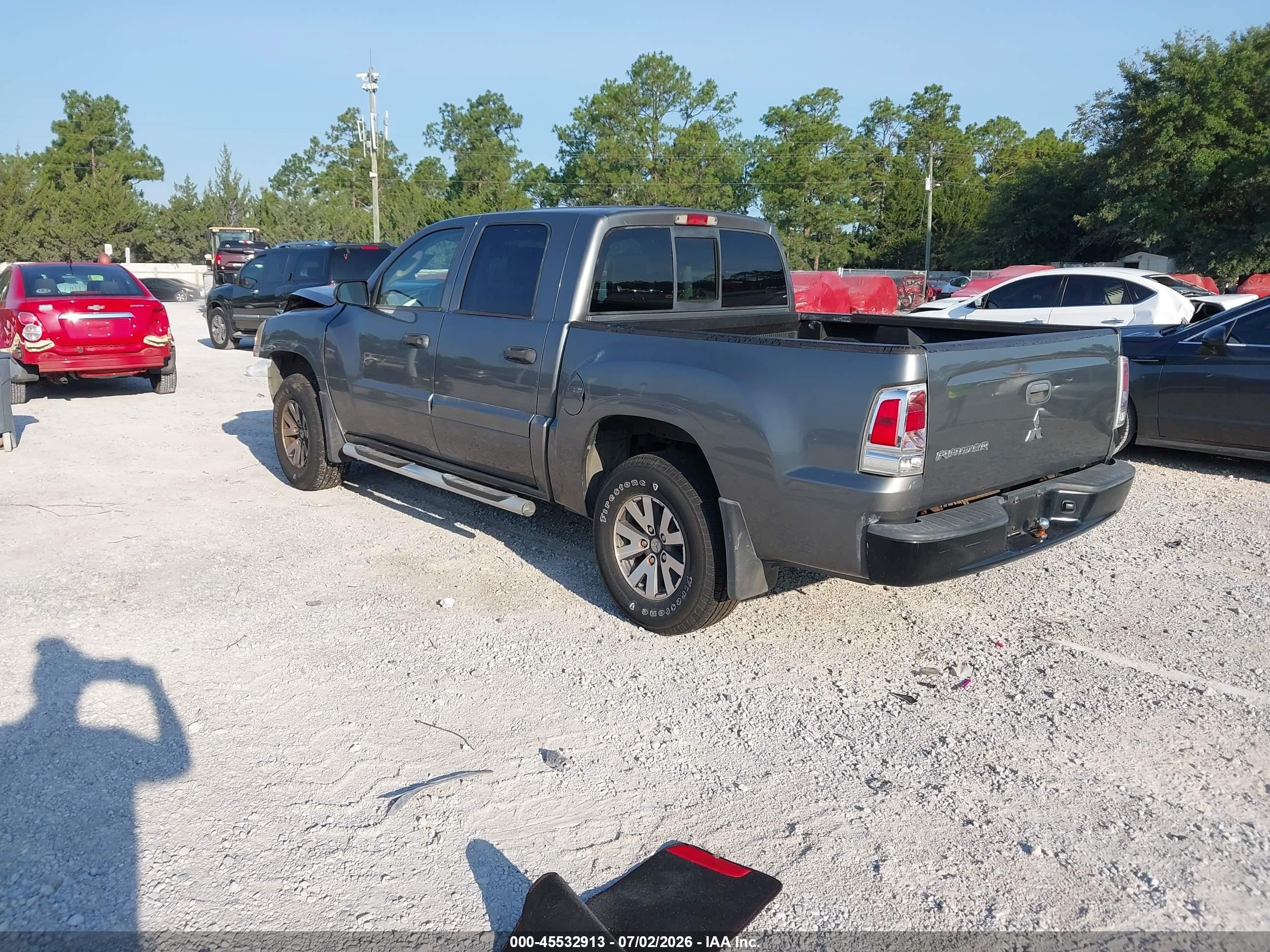 2007 Mitsubishi Raider Ls Gray vin: 1Z7HC28K27S185070