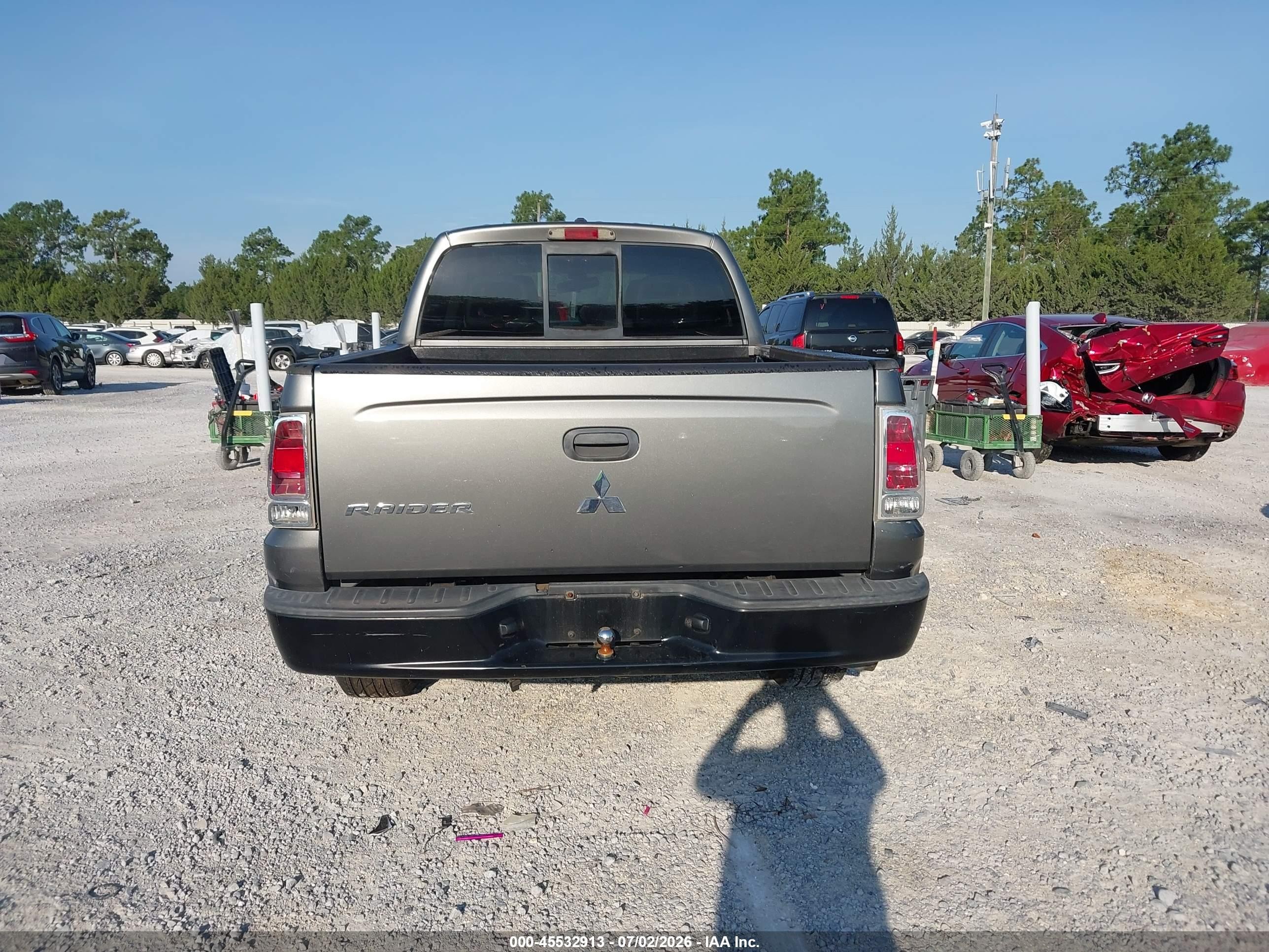 2007 Mitsubishi Raider Ls Gray vin: 1Z7HC28K27S185070