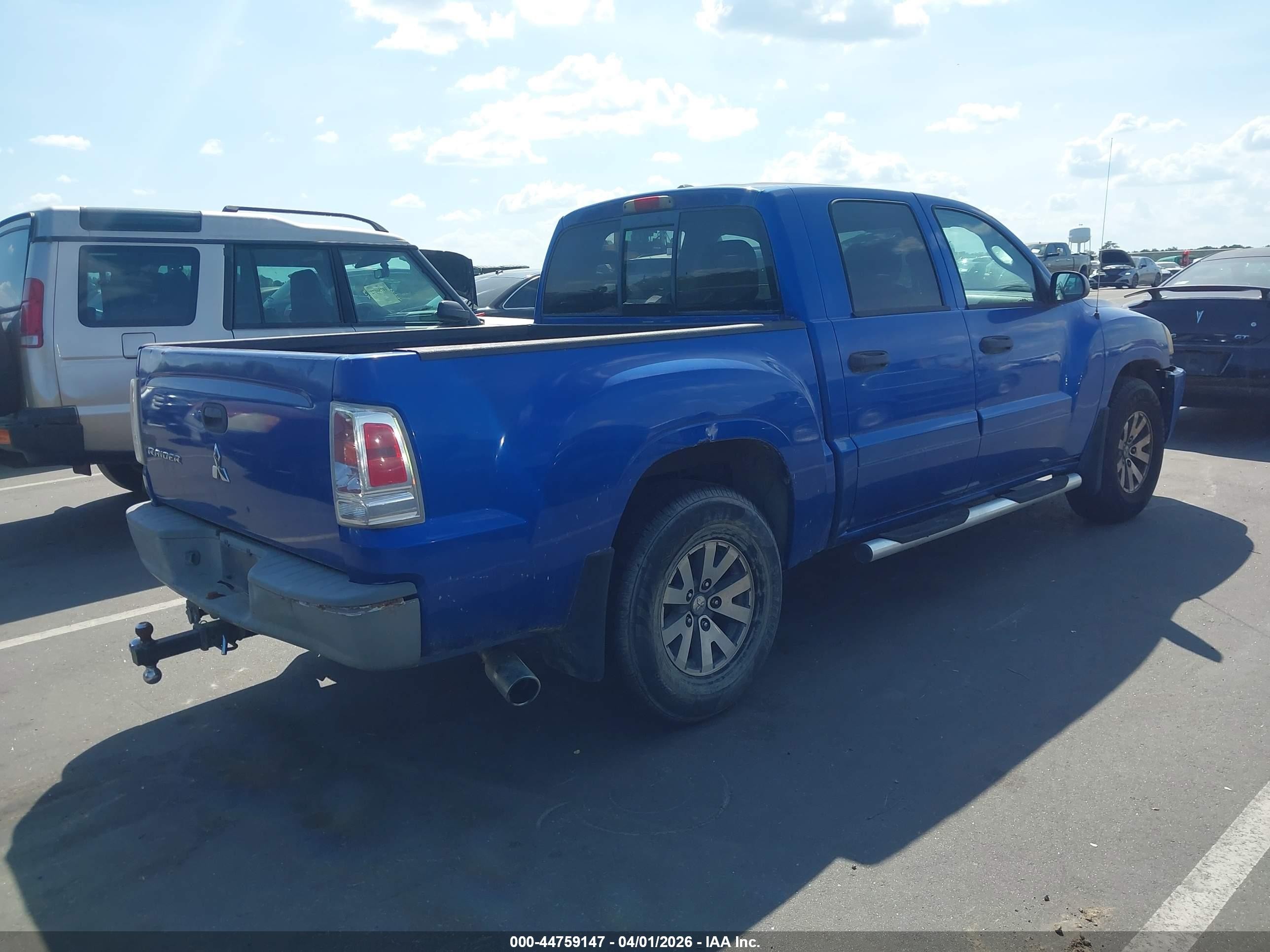 2007 Mitsubishi Raider Ls Blue vin: 1Z7HC28K37S217315