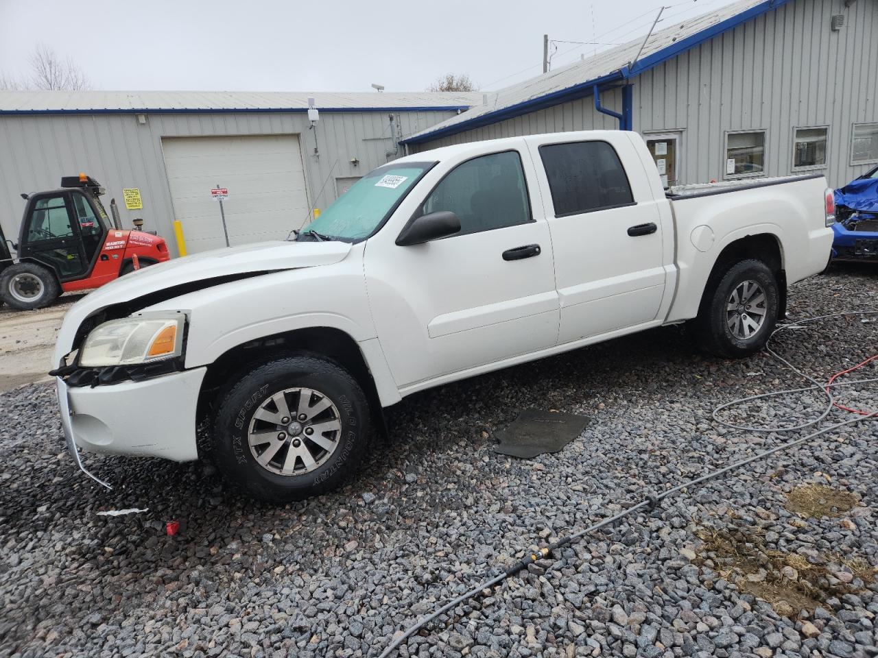 2009 Mitsubishi Raider Ls White vin: 1Z7HC28K49S729541