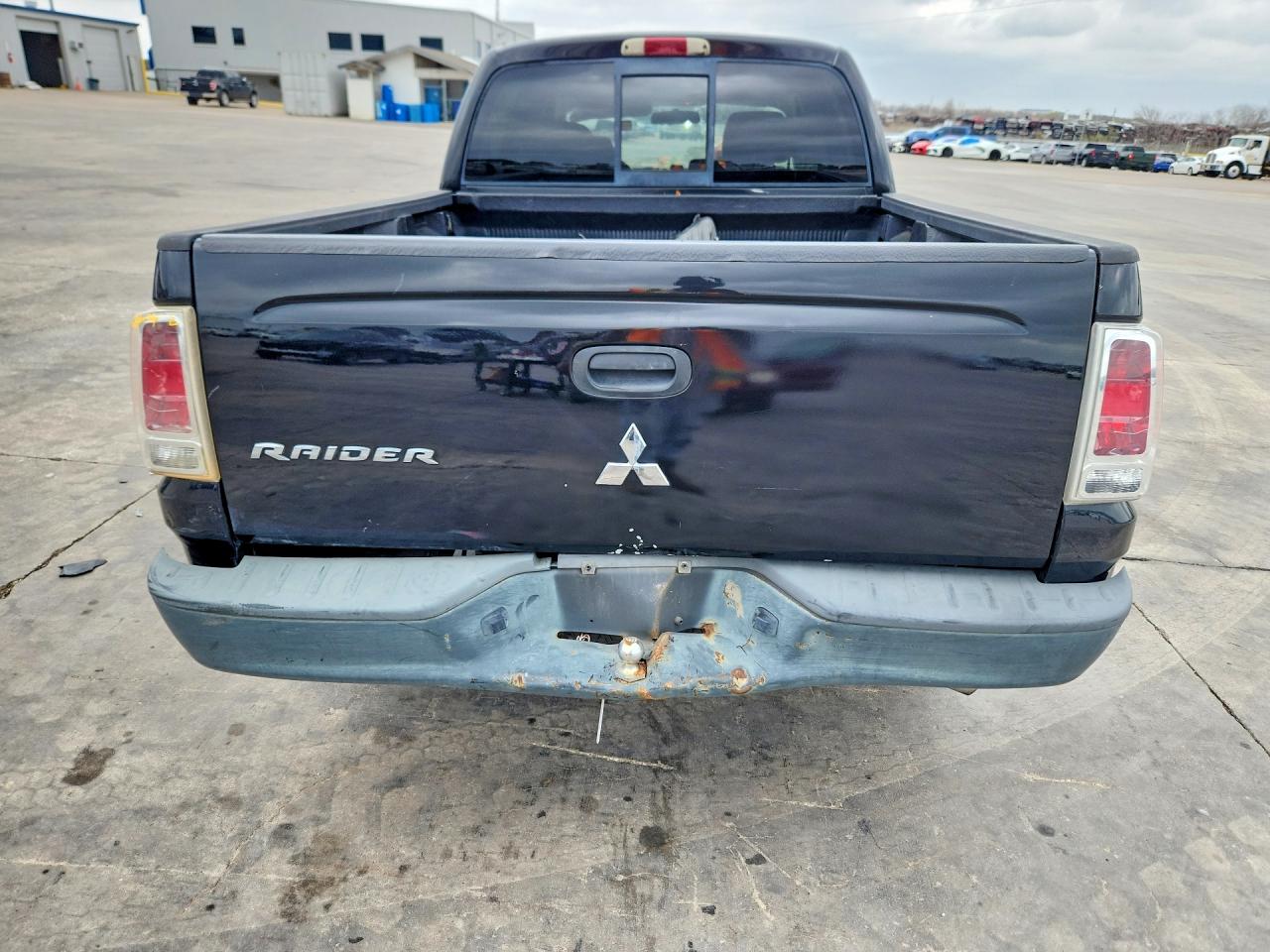 2009 Mitsubishi Raider Ls Black vin: 1Z7HC28K49S729796