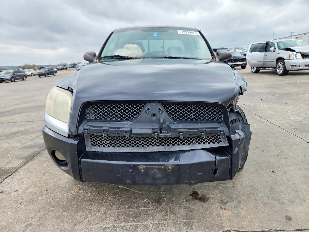 2009 Mitsubishi Raider Ls Black vin: 1Z7HC28K49S729796