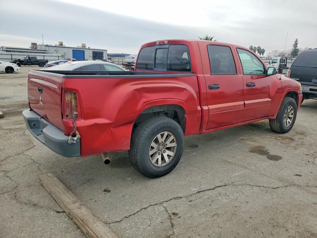 2009 Mitsubishi Raider Ls Red vin: 1Z7HC28K69S729511