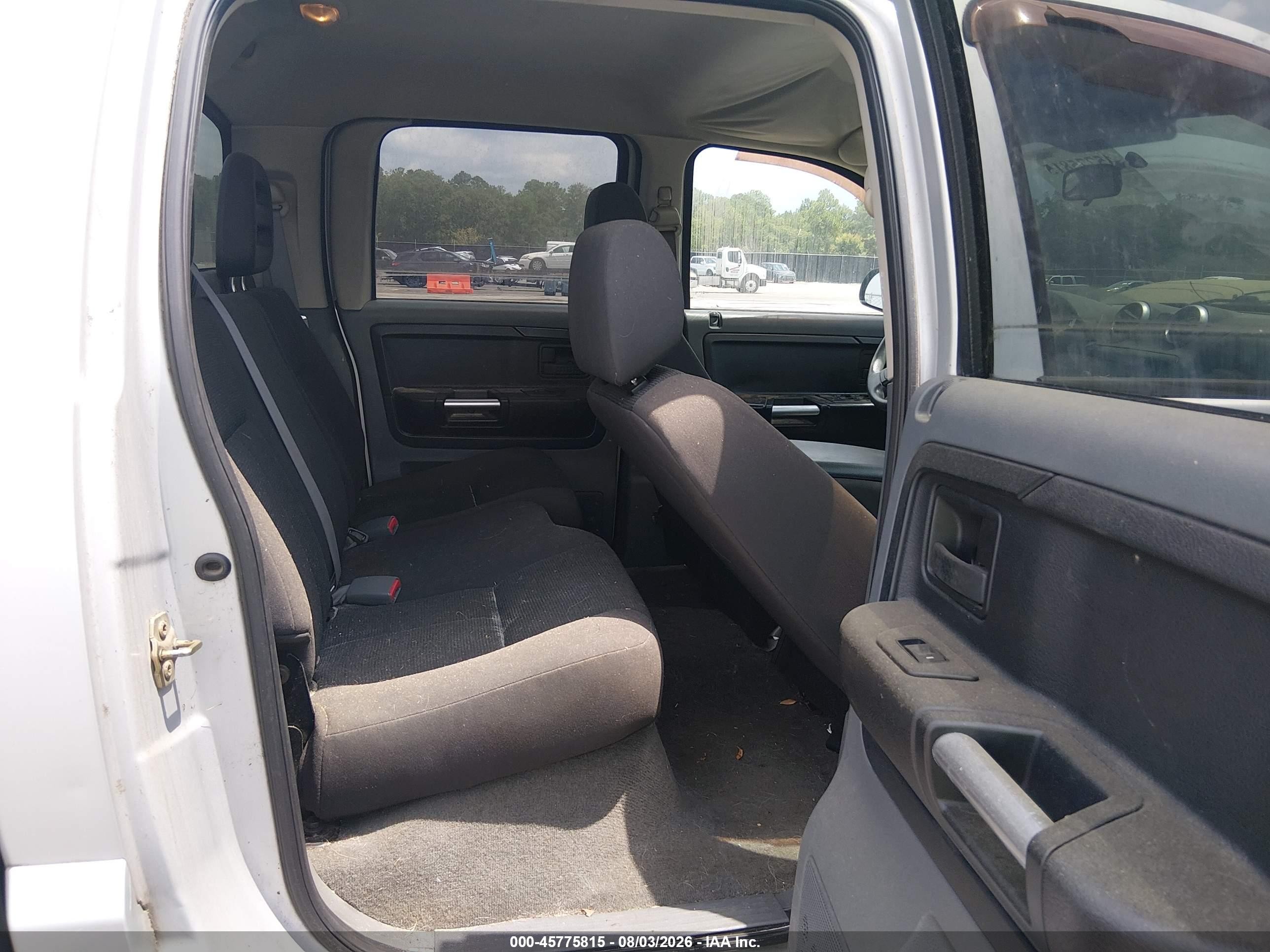 2006 Mitsubishi Raider Ls Серебряный vin: 1Z7HC28K76S574429