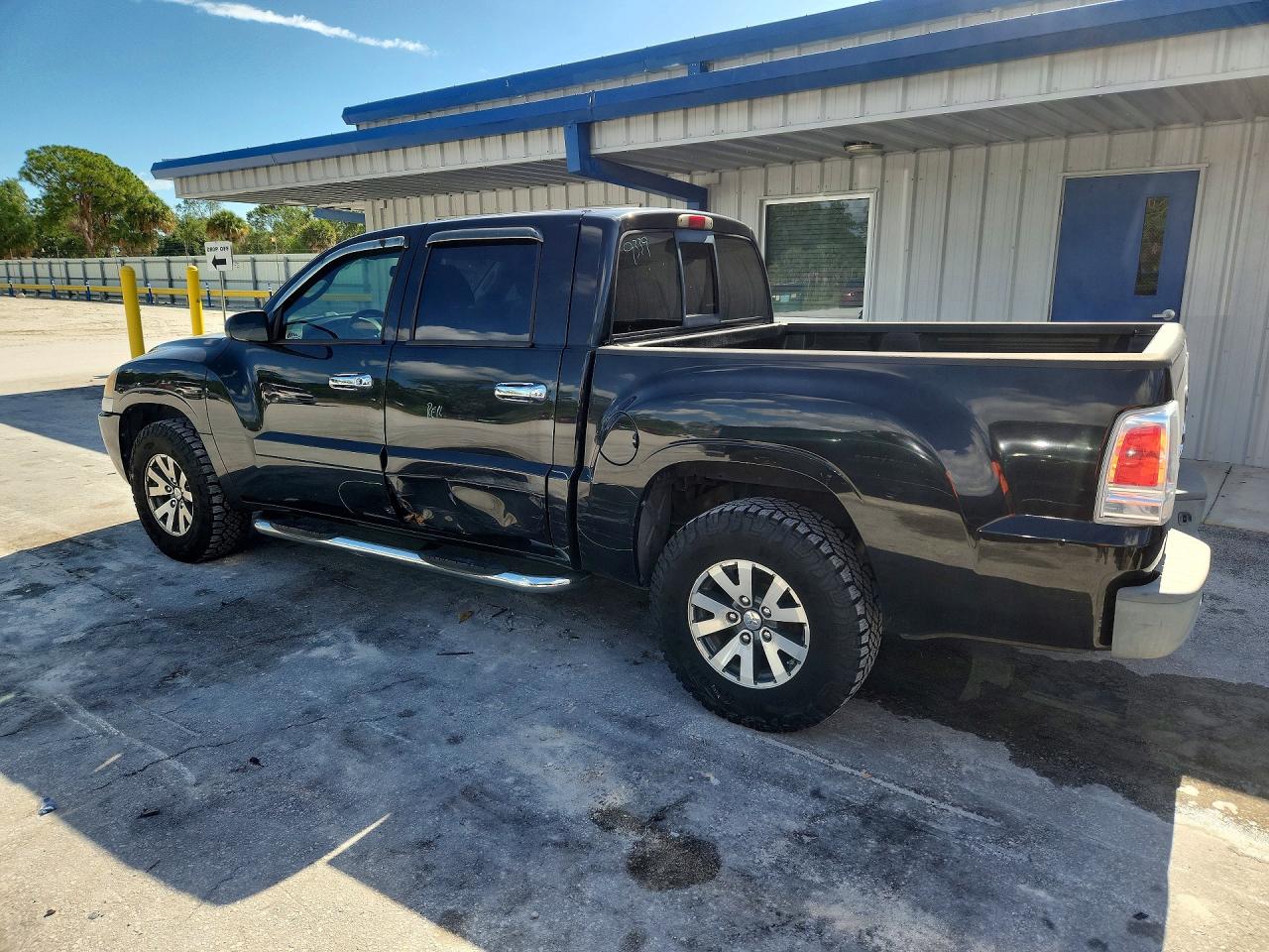 2008 Mitsubishi Raider Ls Black vin: 1Z7HC28K88S620076