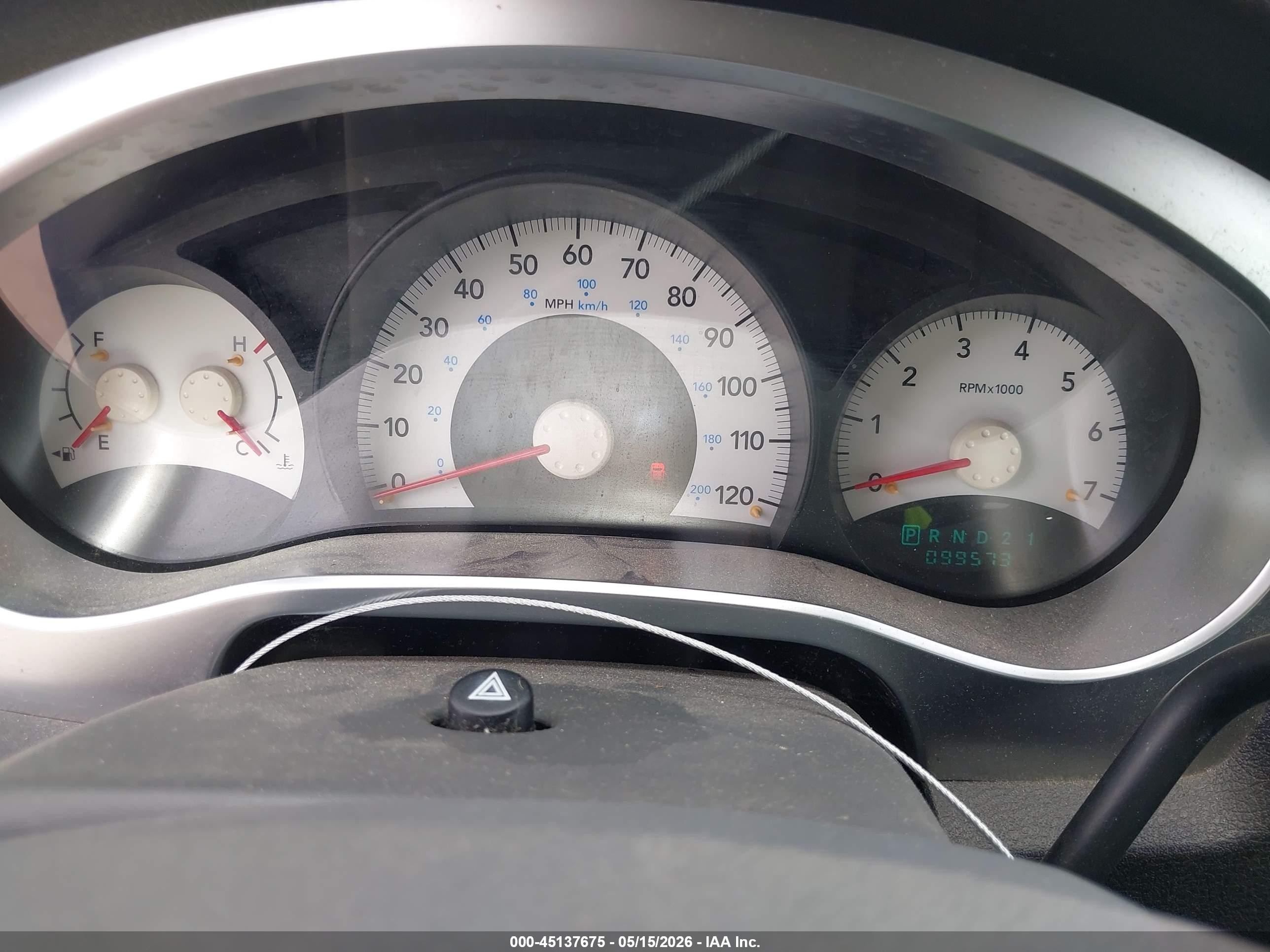 2006 Mitsubishi Raider Duro Cross V8 Silver vin: 1Z7HC38N56S567866