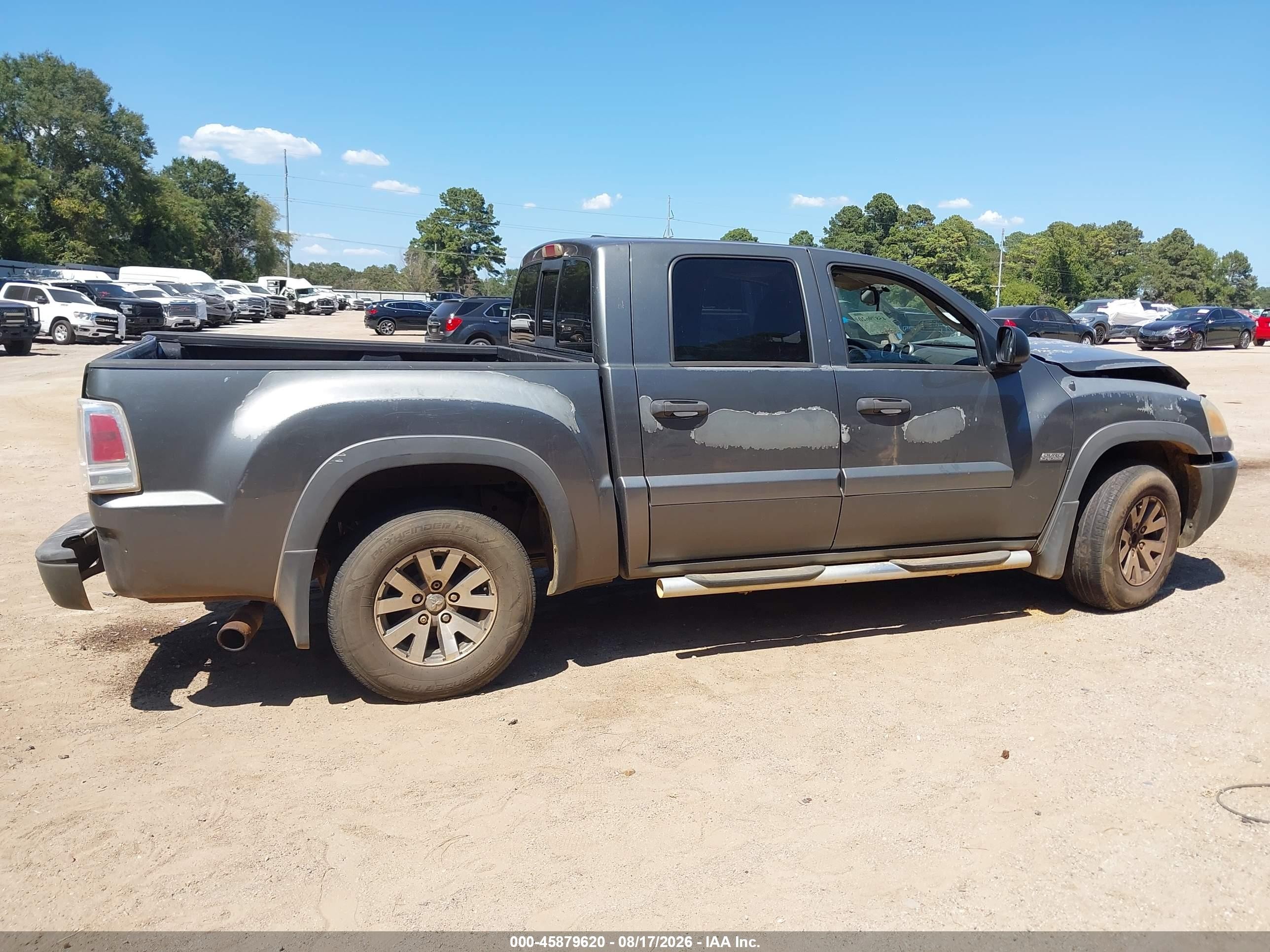 2006 Mitsubishi Raider Duro Cross V8 Gray vin: 1Z7HC38NX6S567880