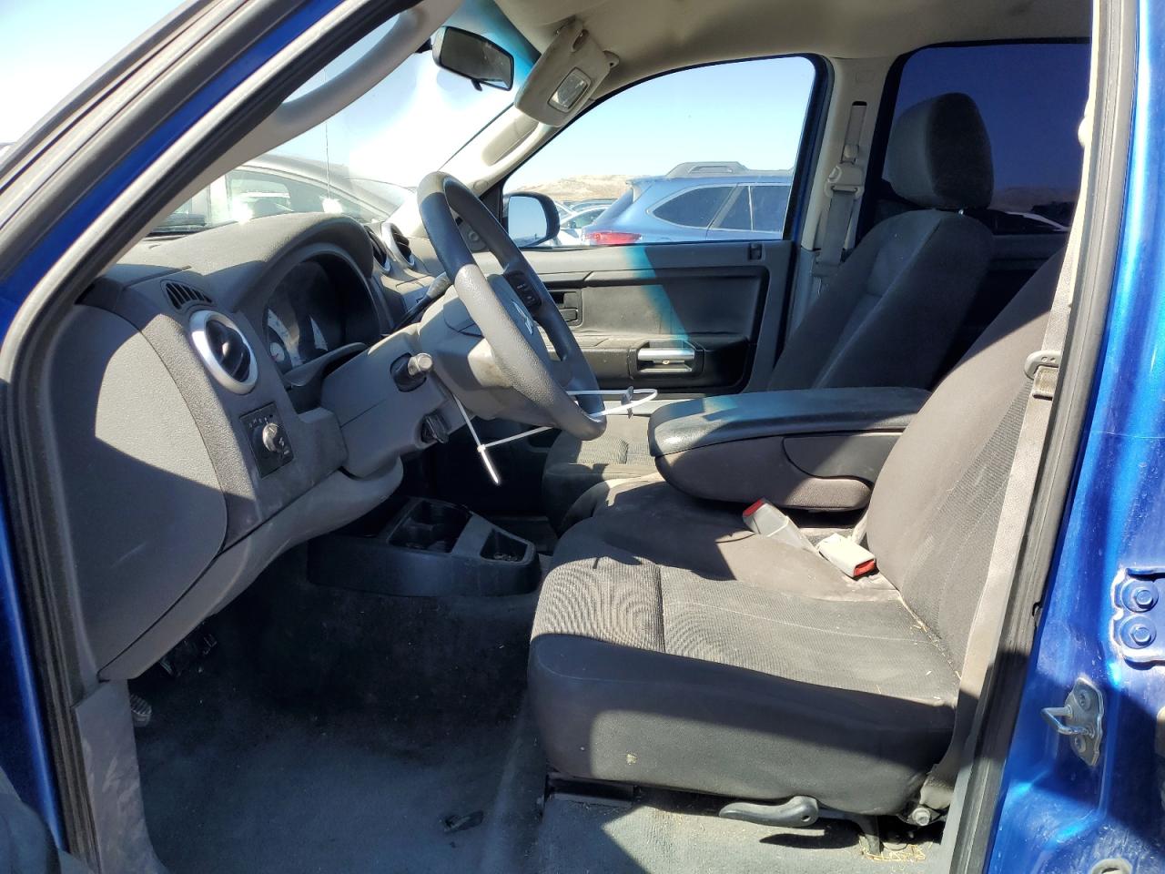 2007 Mitsubishi Raider Ls Blue vin: 1Z7HT28K97S243577