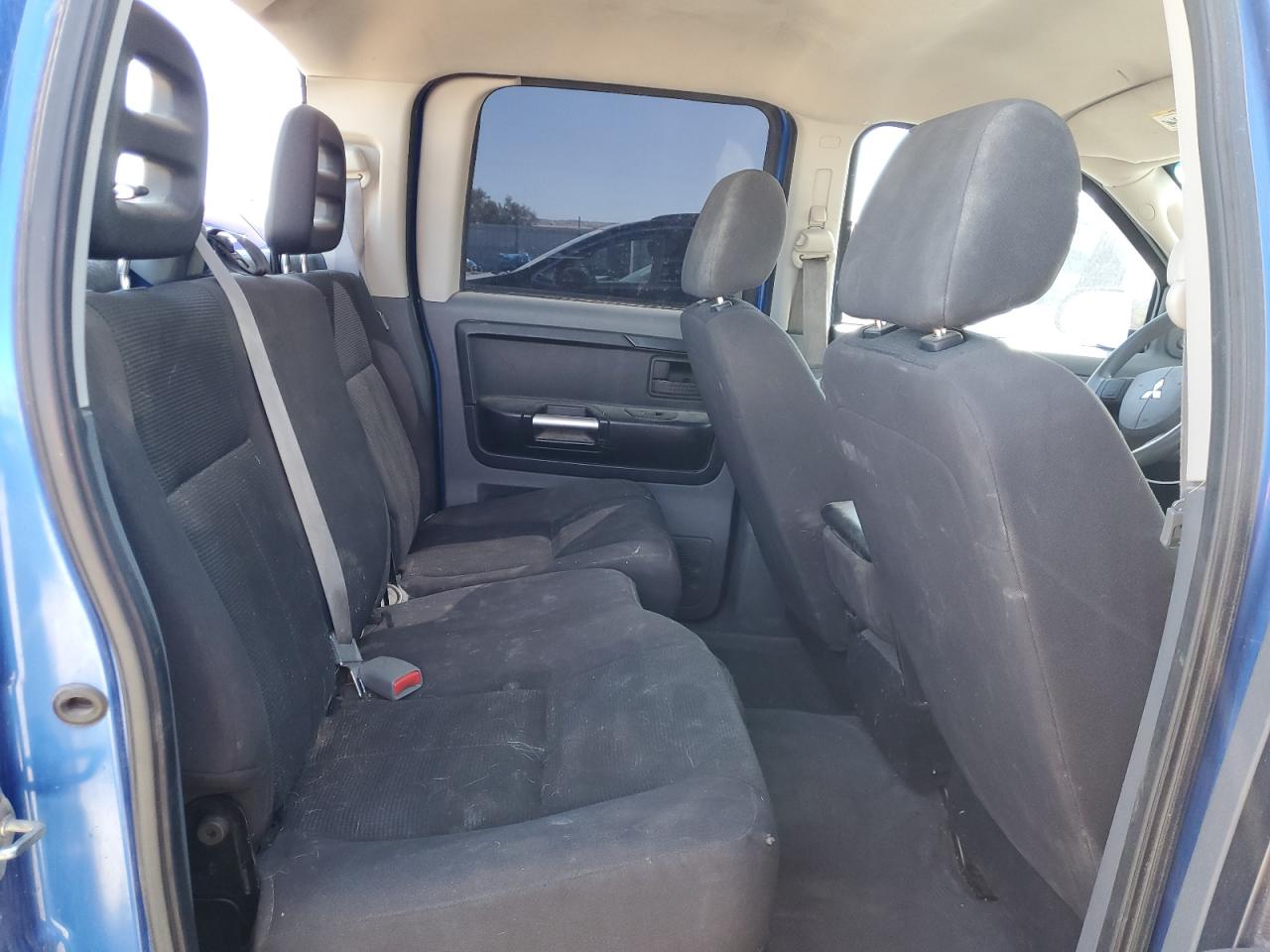 2007 Mitsubishi Raider Ls Blue vin: 1Z7HT28K97S243577