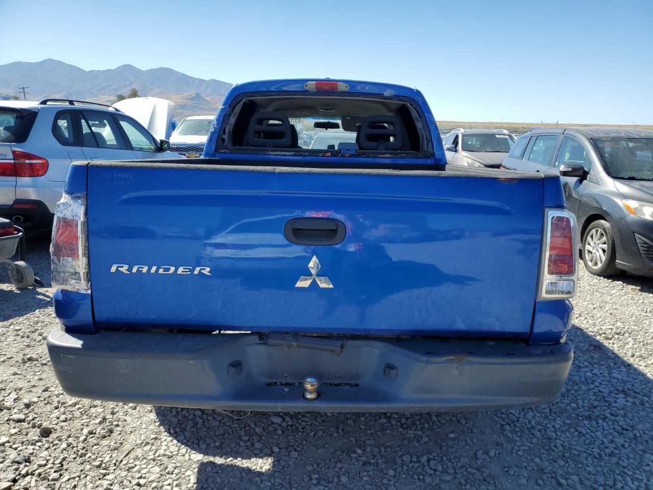 2007 Mitsubishi Raider Ls Blue vin: 1Z7HT28K97S243577