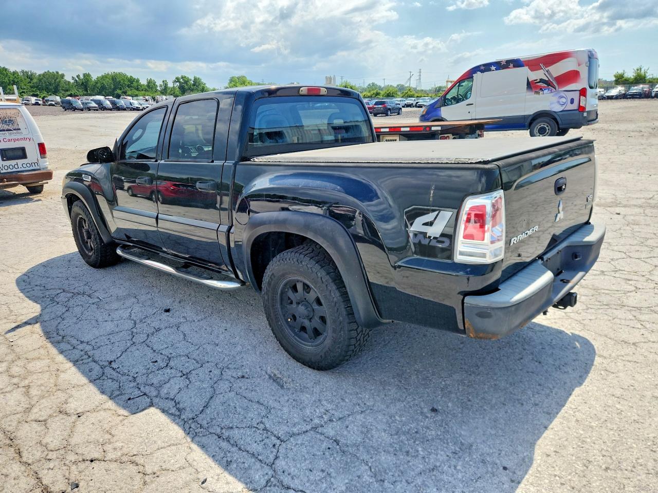 2007 Mitsubishi Raider Ls Black vin: 1Z7HT28P67S176366